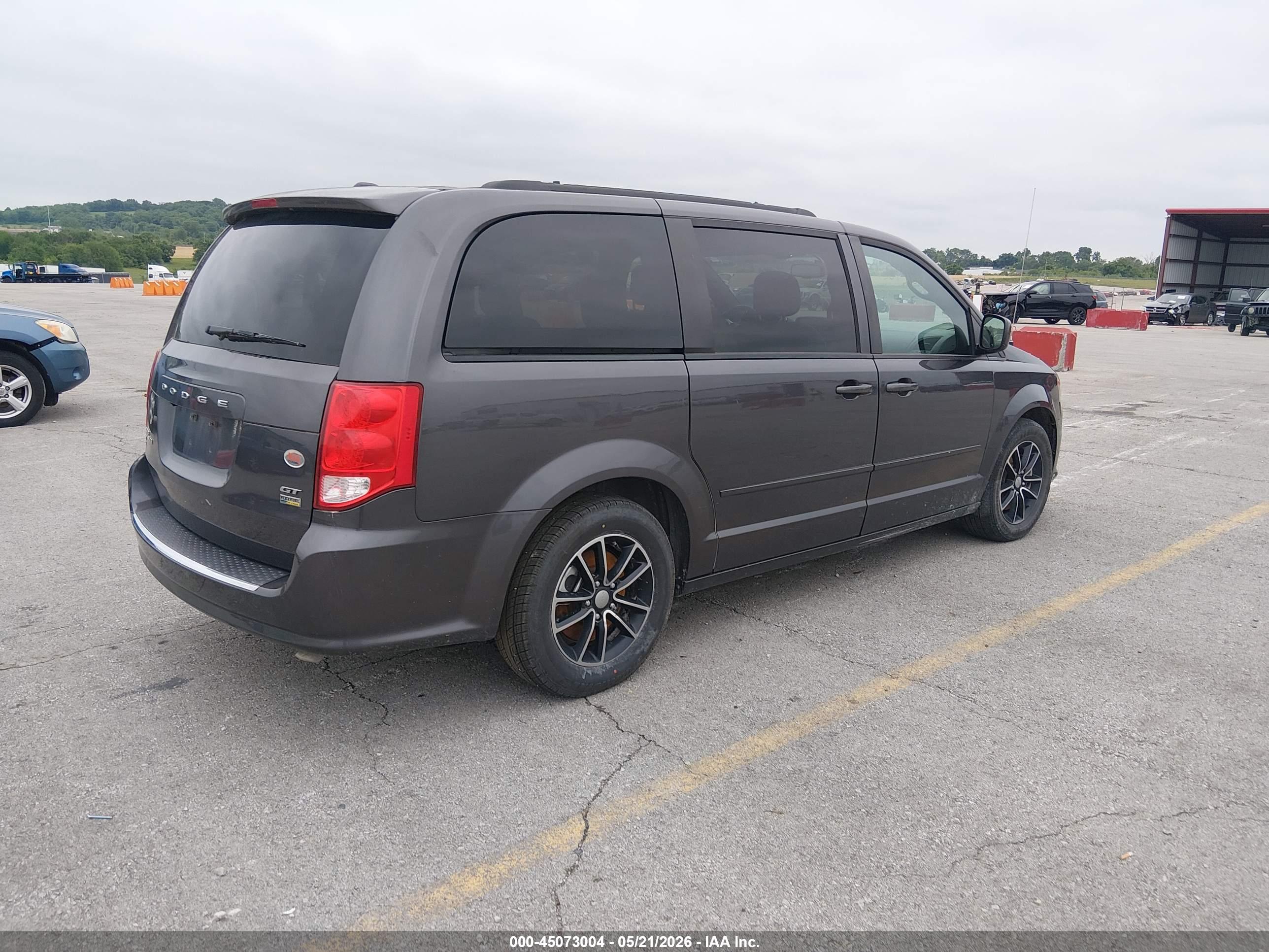 DODGE GRAND image 4