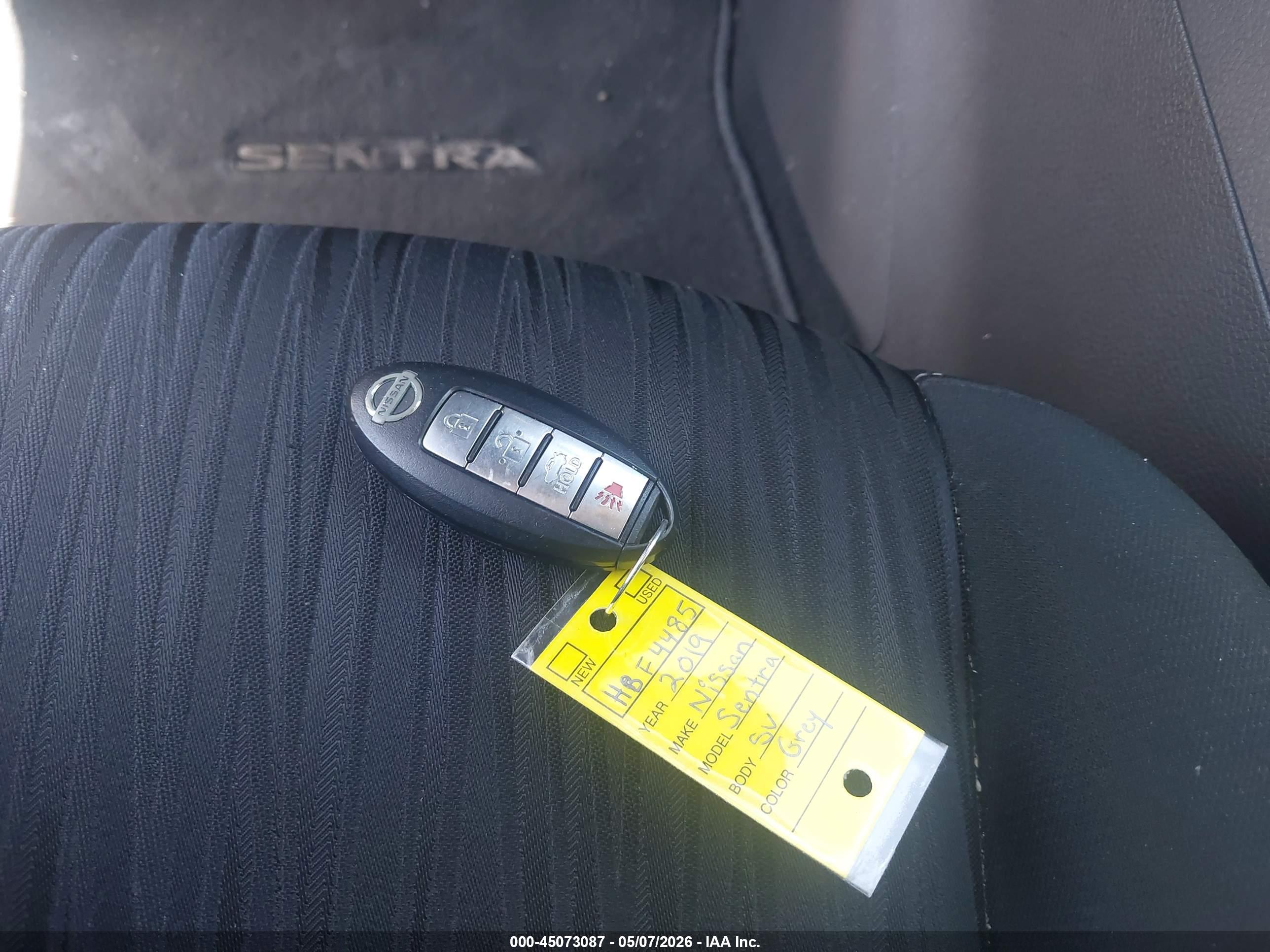 NISSAN SENTRA image 11