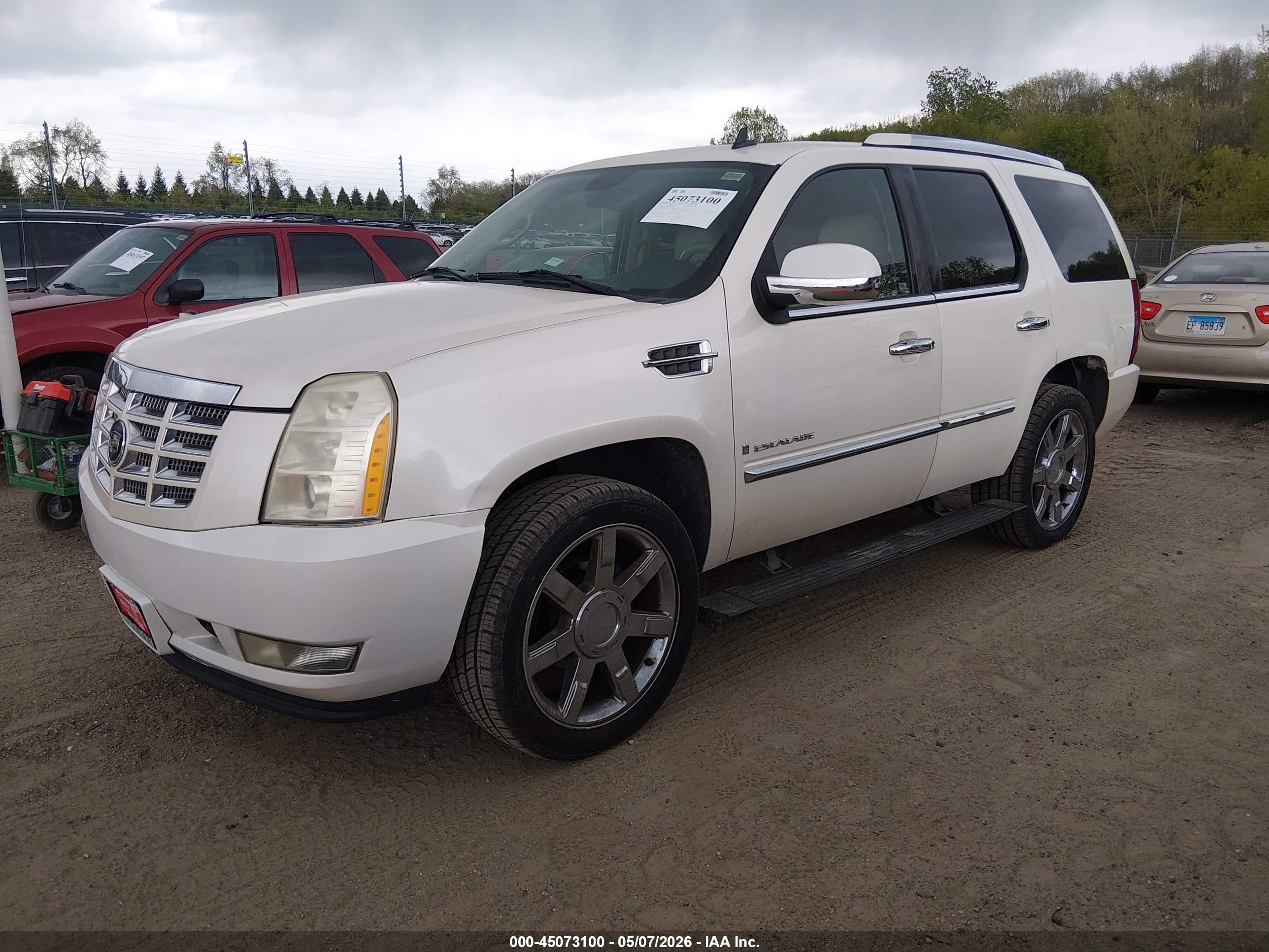 CADILLAC ESCALADE image 2