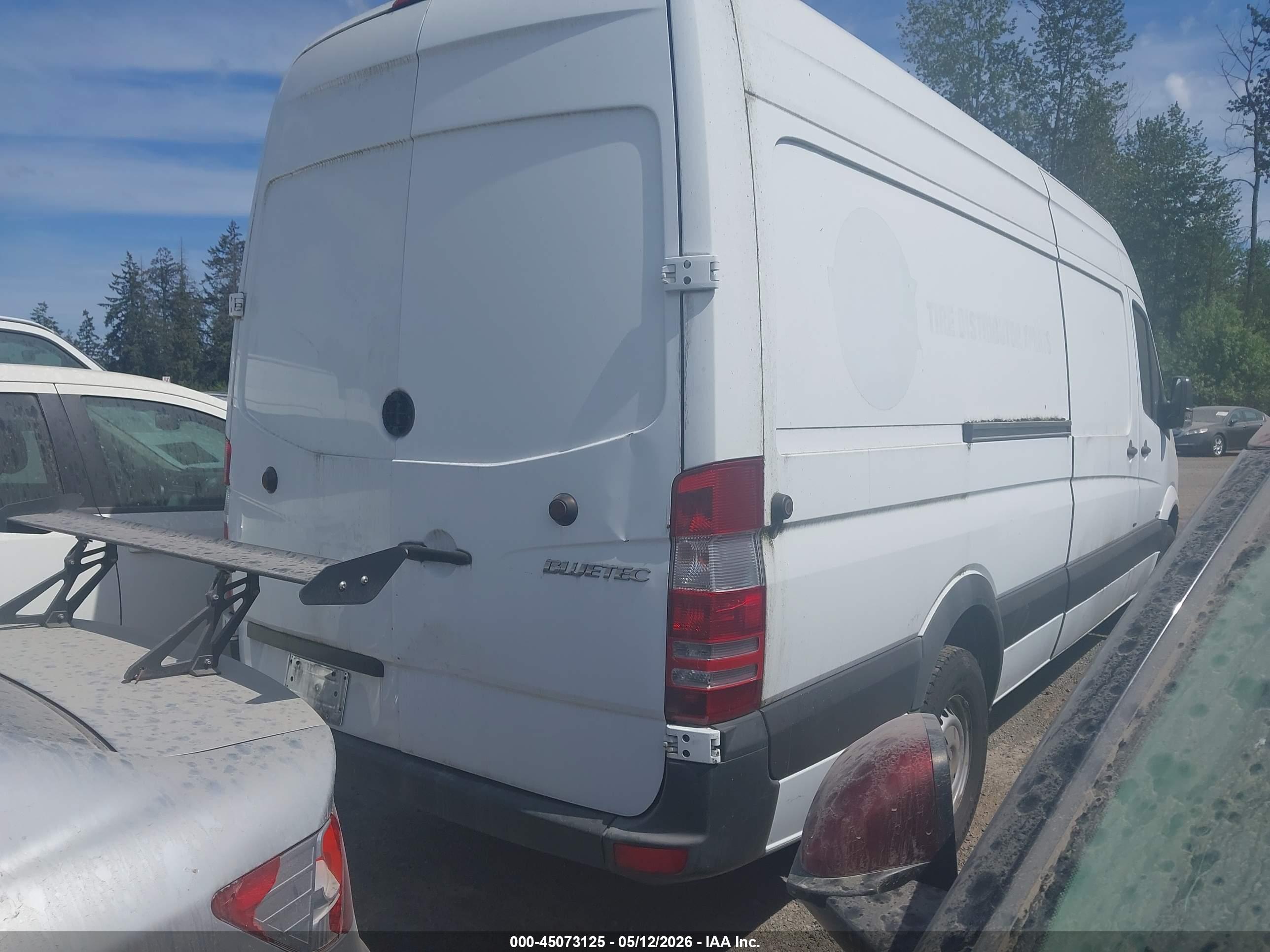 MERCEDES-BENZ SPRINTER image 4