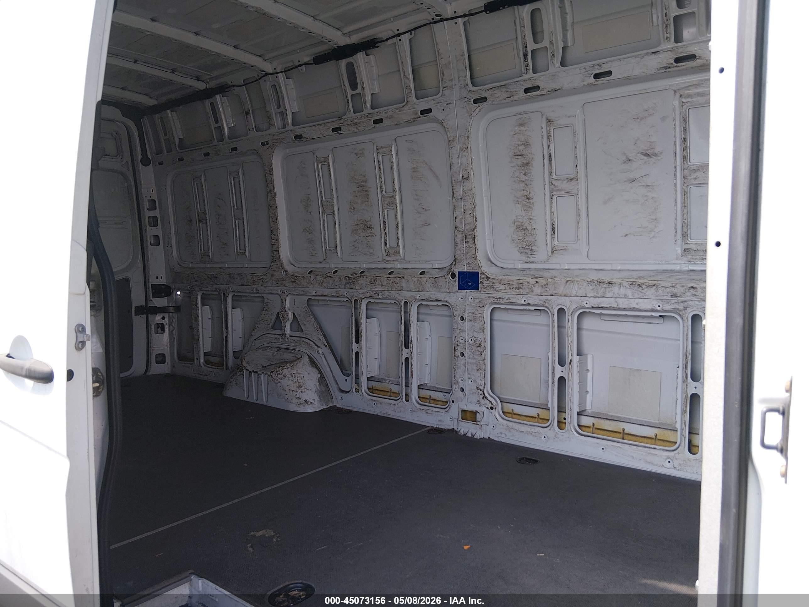 MERCEDES-BENZ SPRINTER image 8