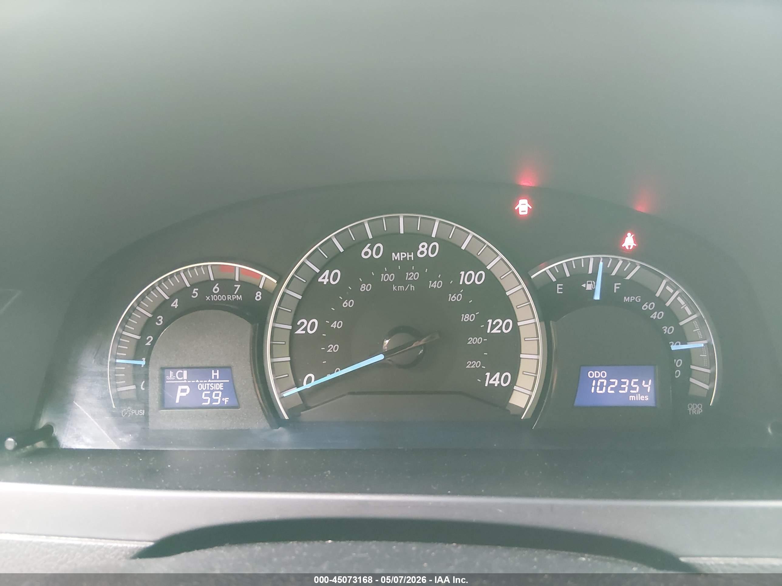 TOYOTA CAMRY image 7