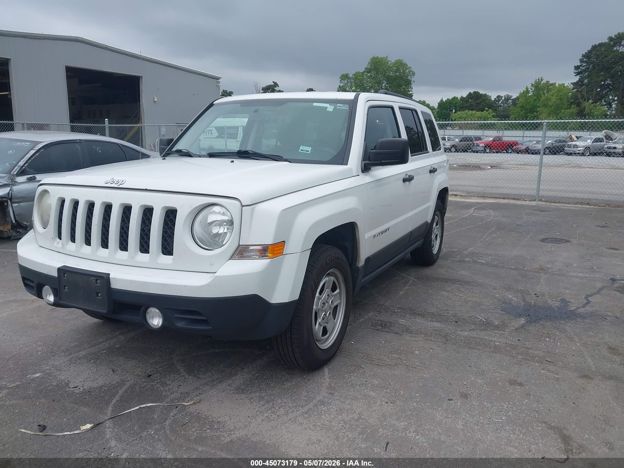 JEEP PATRIOT image 2