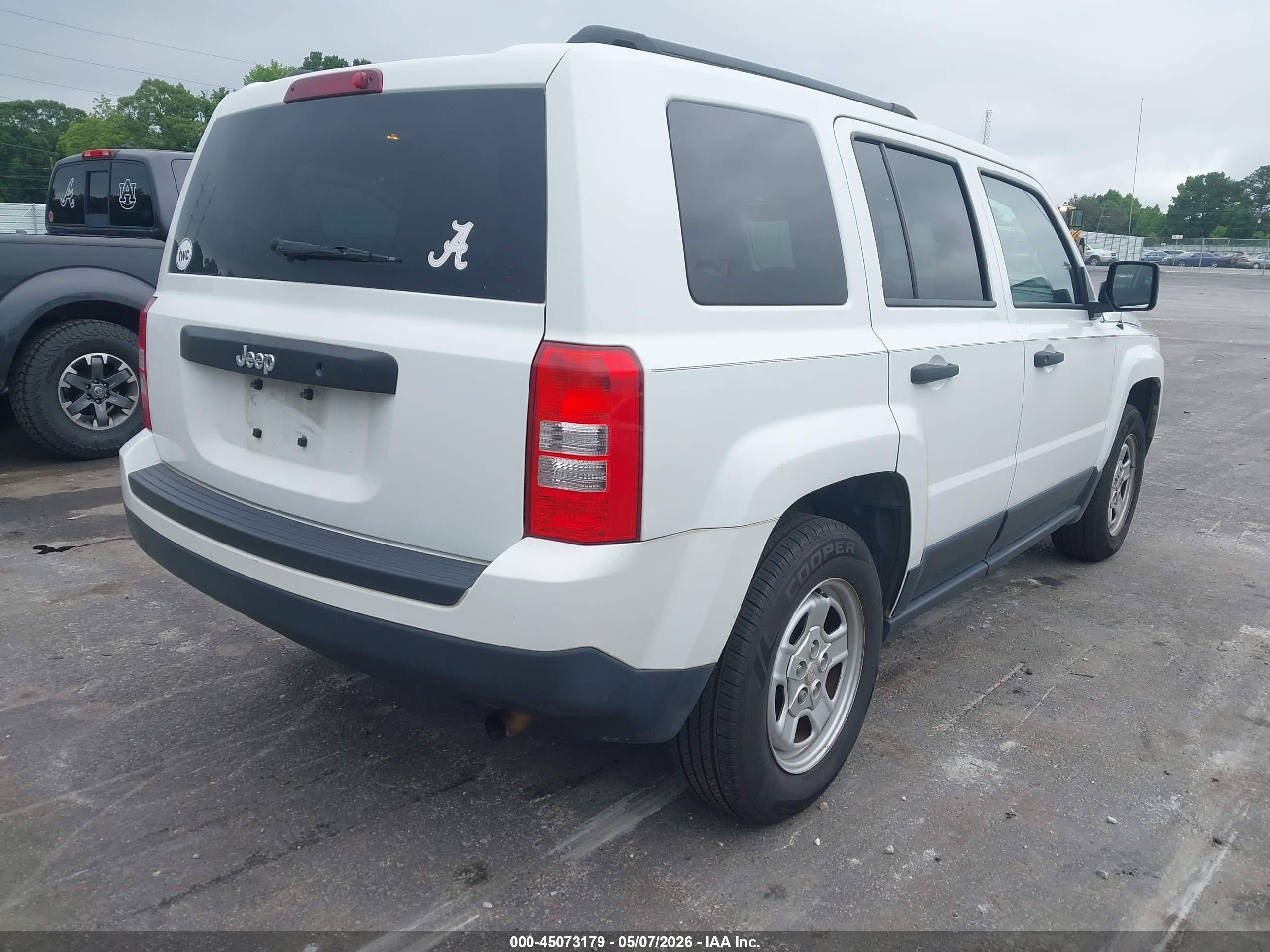 JEEP PATRIOT image 4