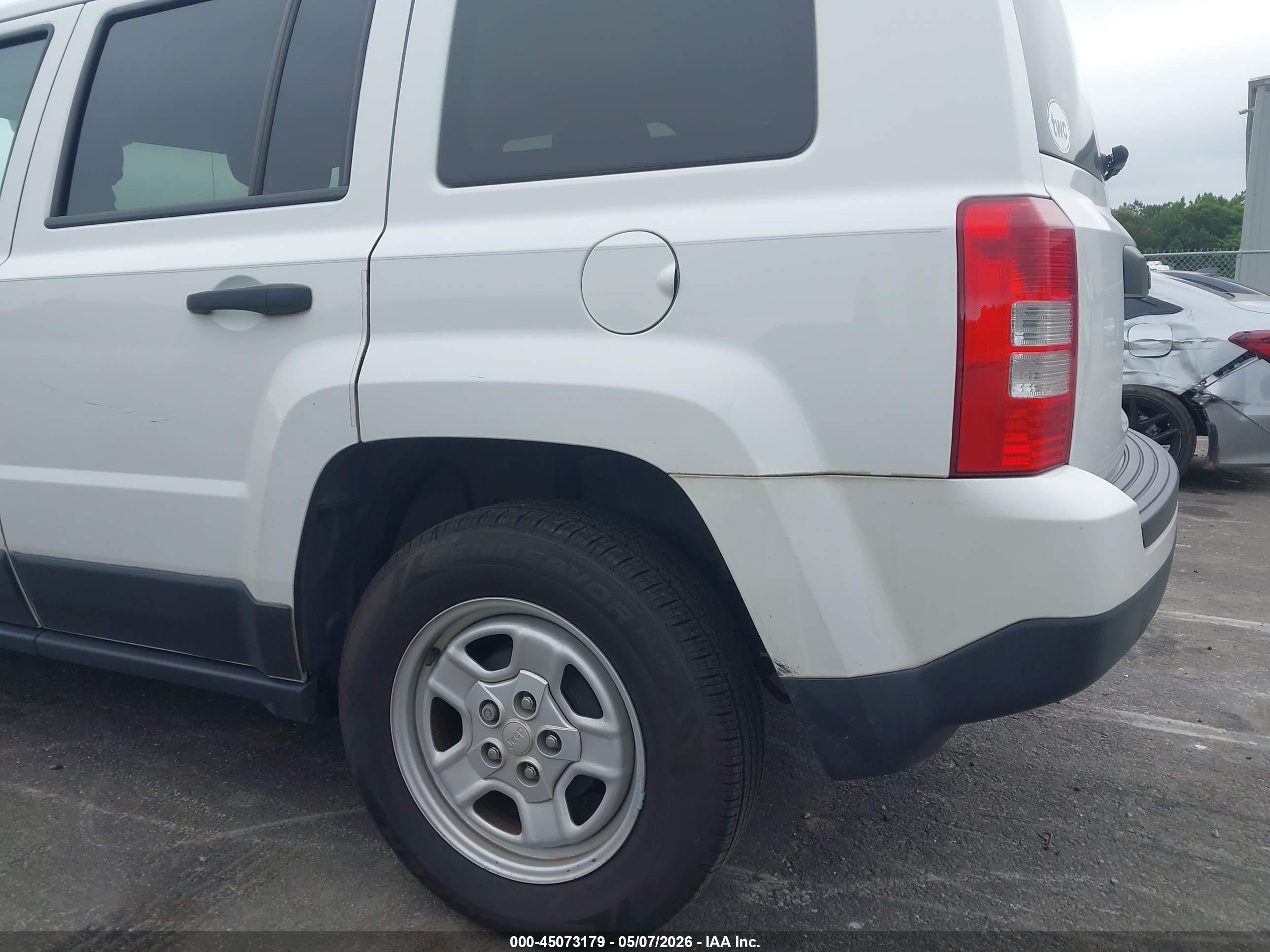 JEEP PATRIOT image 6
