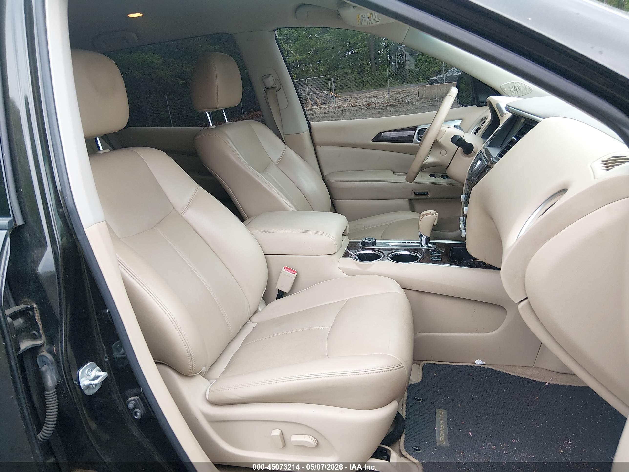 NISSAN PATHFINDER image 5