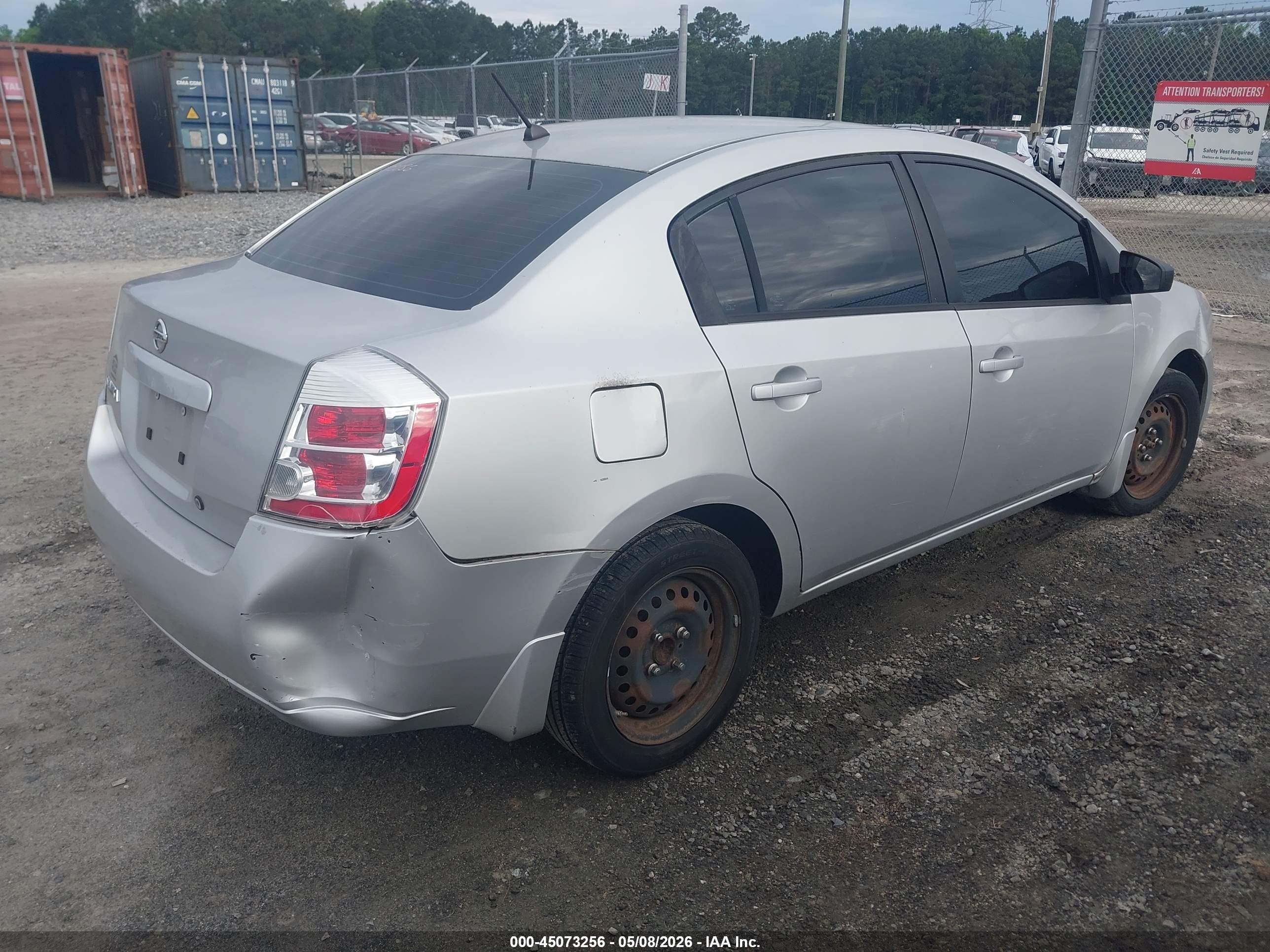 NISSAN SENTRA image 4