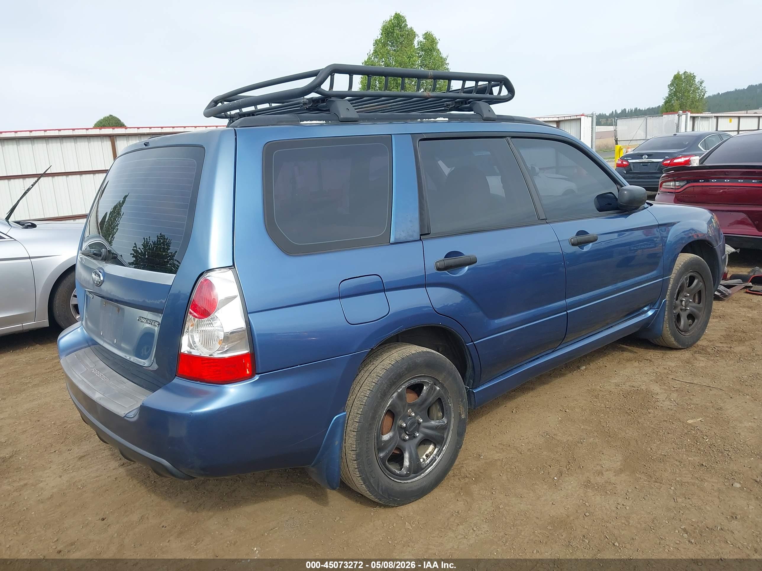 SUBARU FORESTER image 4