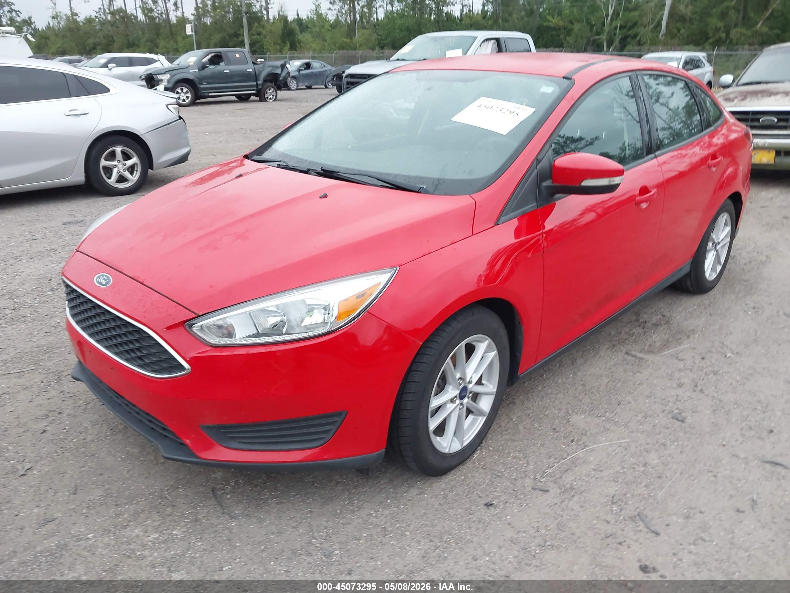 FORD FOCUS image 2