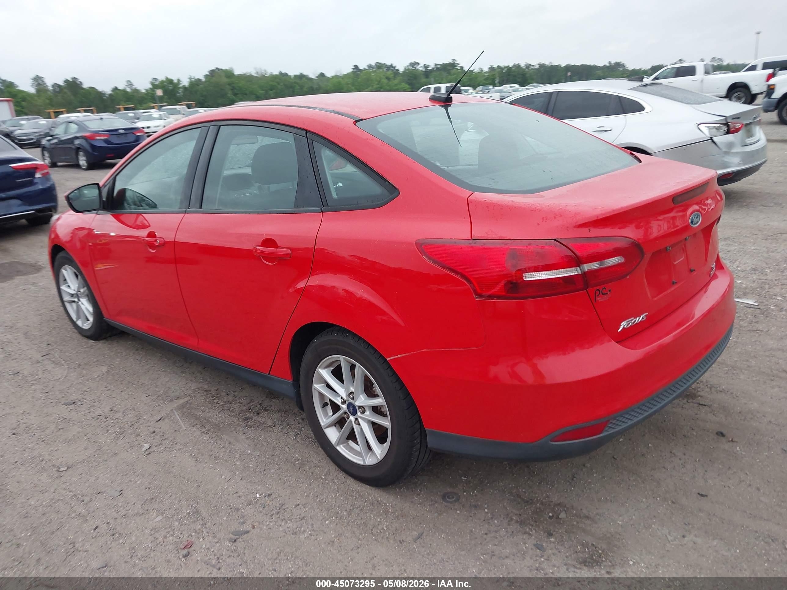 FORD FOCUS image 3