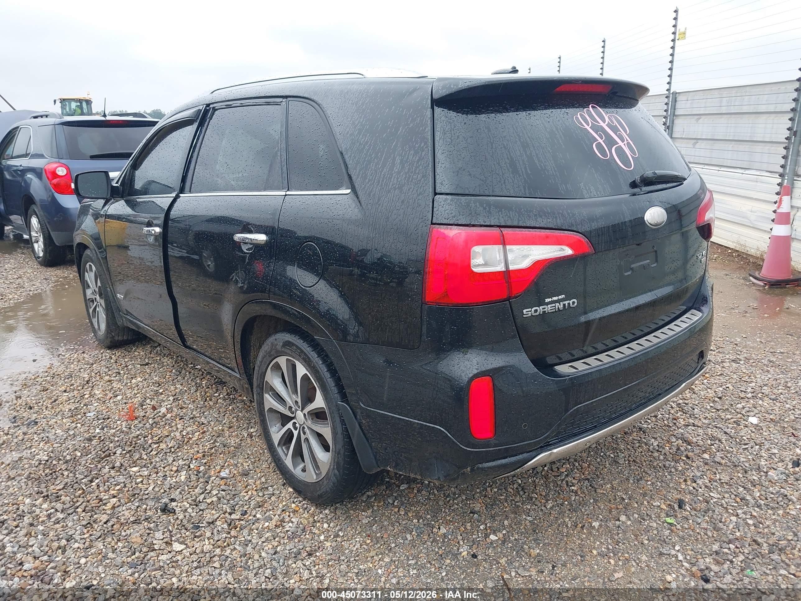 KIA SORENTO image 3