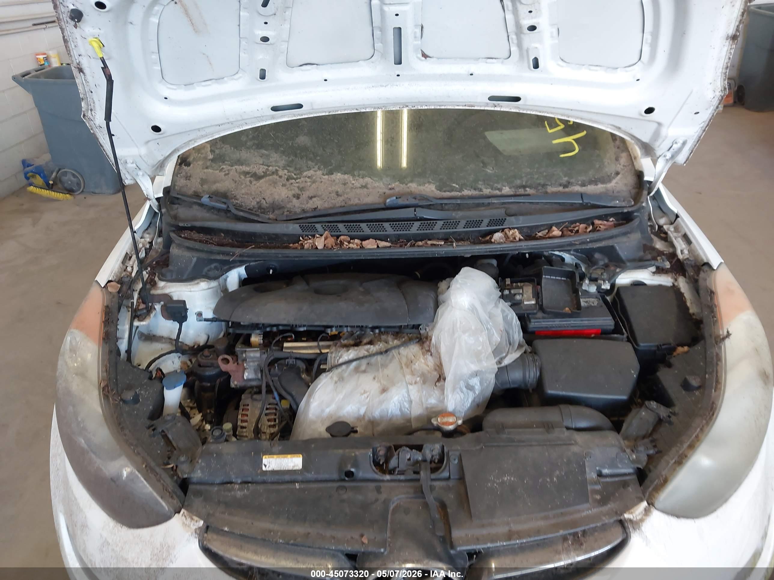 HYUNDAI ELANTRA image 10