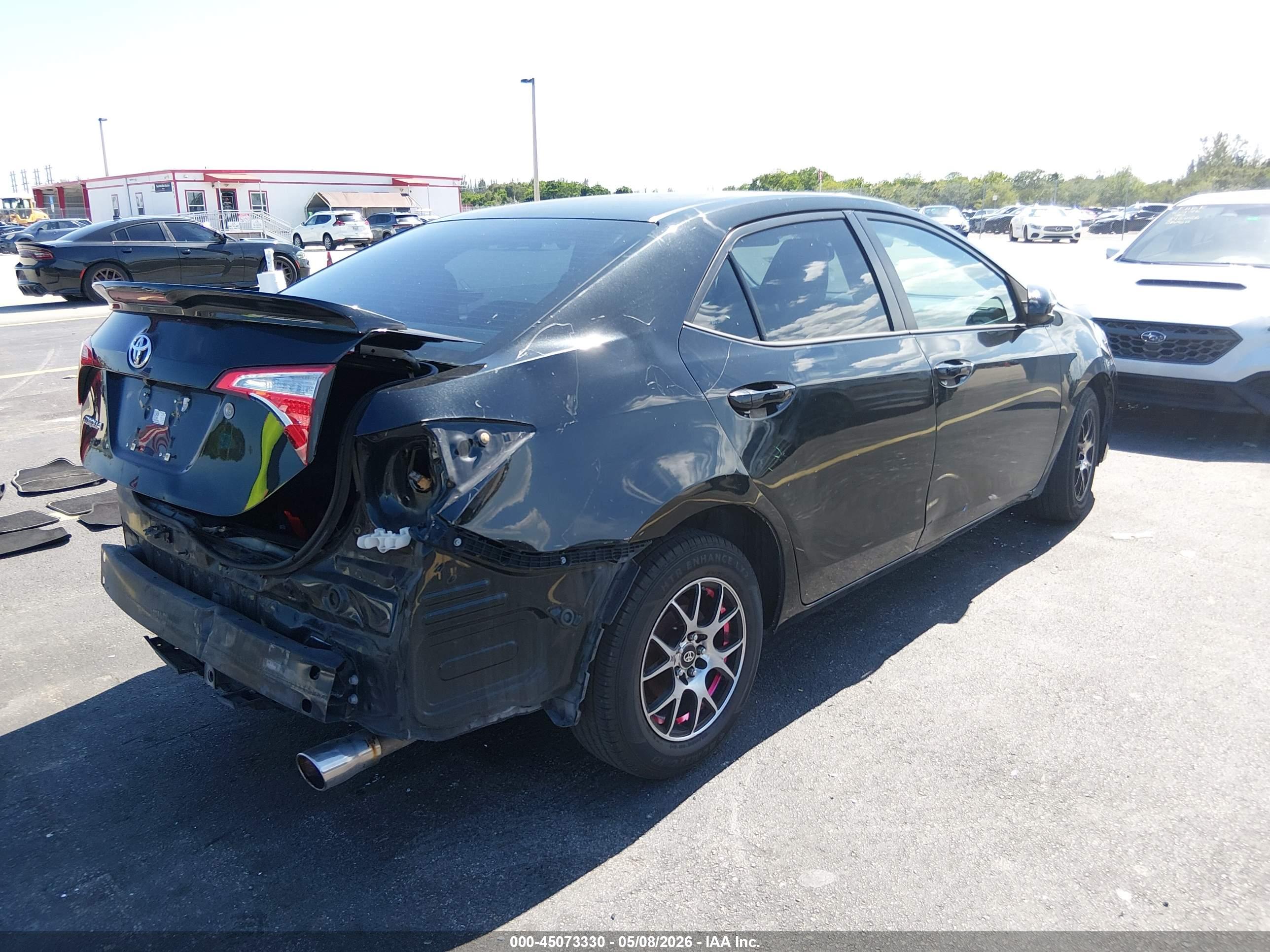 TOYOTA COROLLA image 4