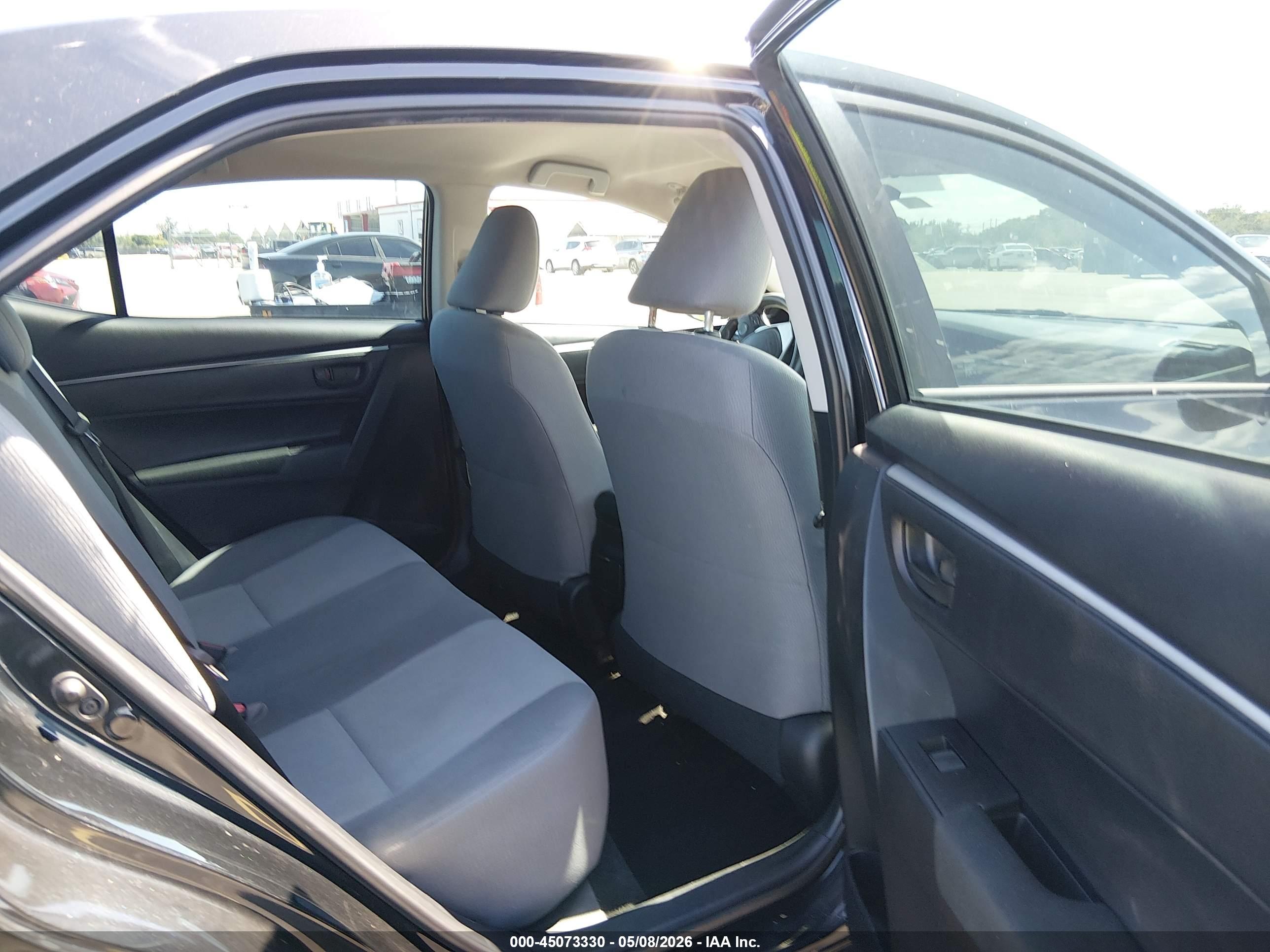 TOYOTA COROLLA image 8