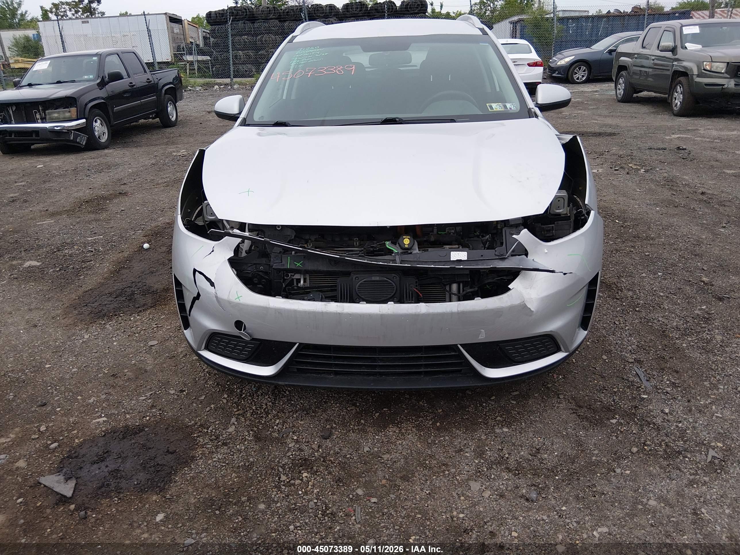 KIA NIRO image 6