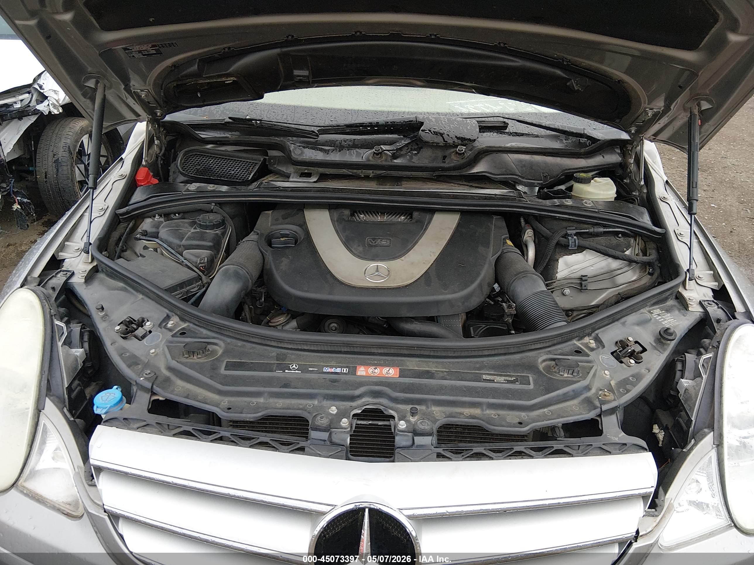 MERCEDES-BENZ R image 10