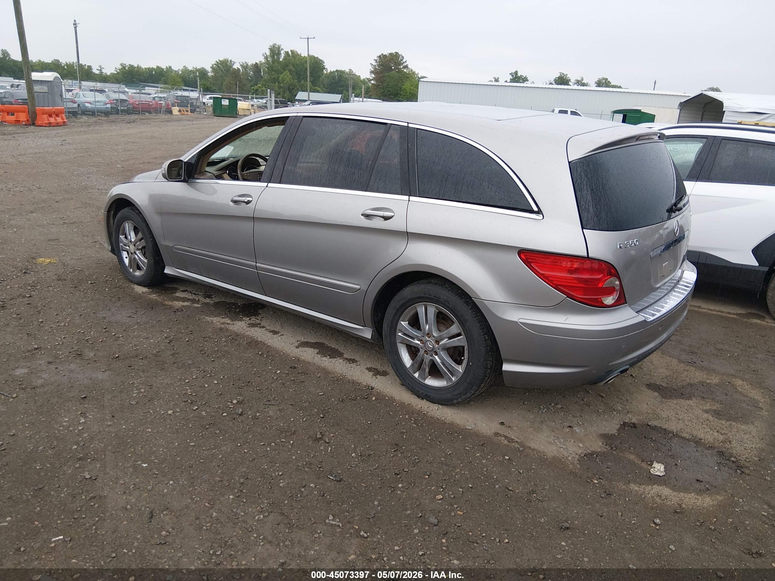 MERCEDES-BENZ R image 3