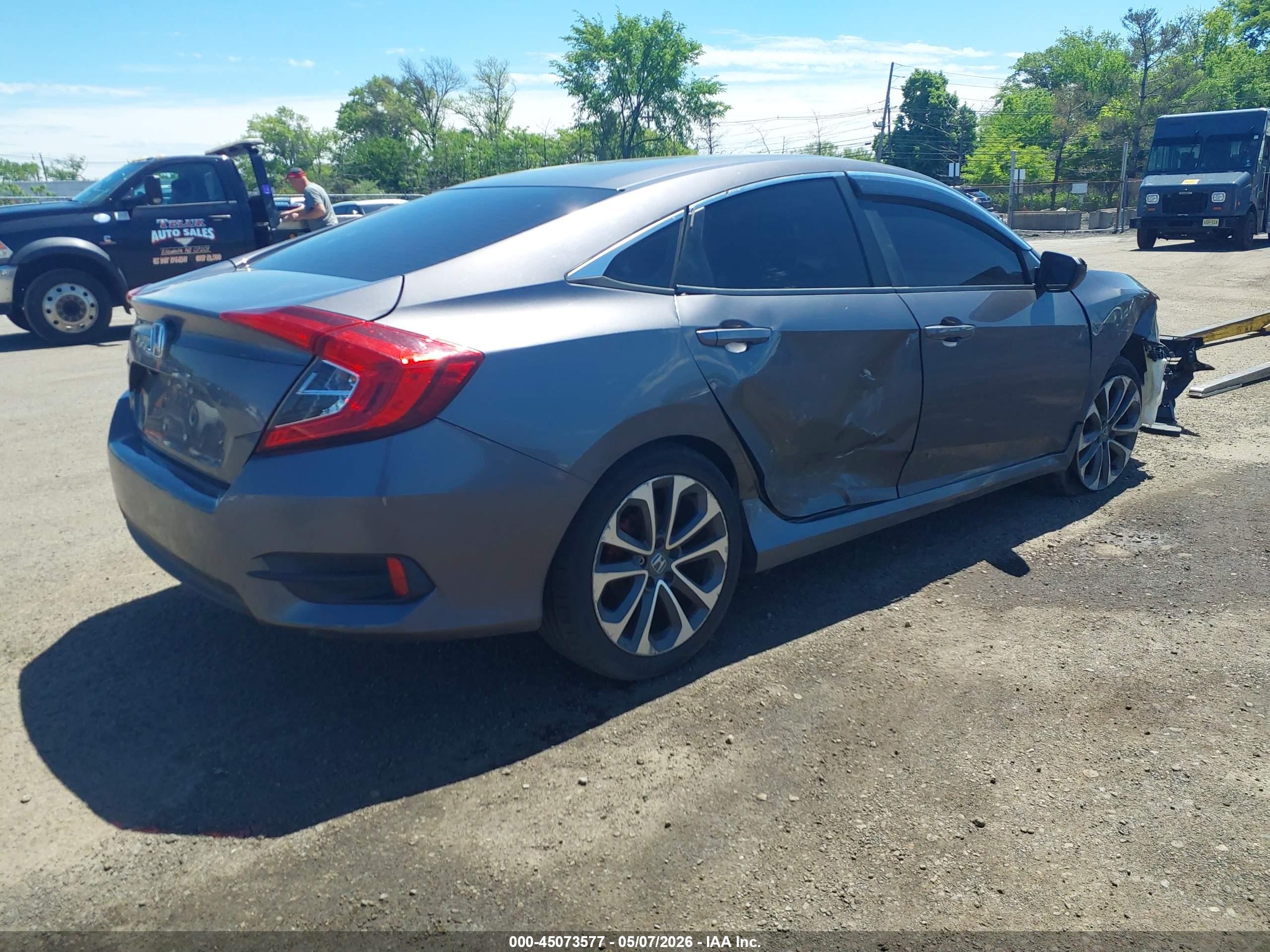 HONDA CIVIC image 4