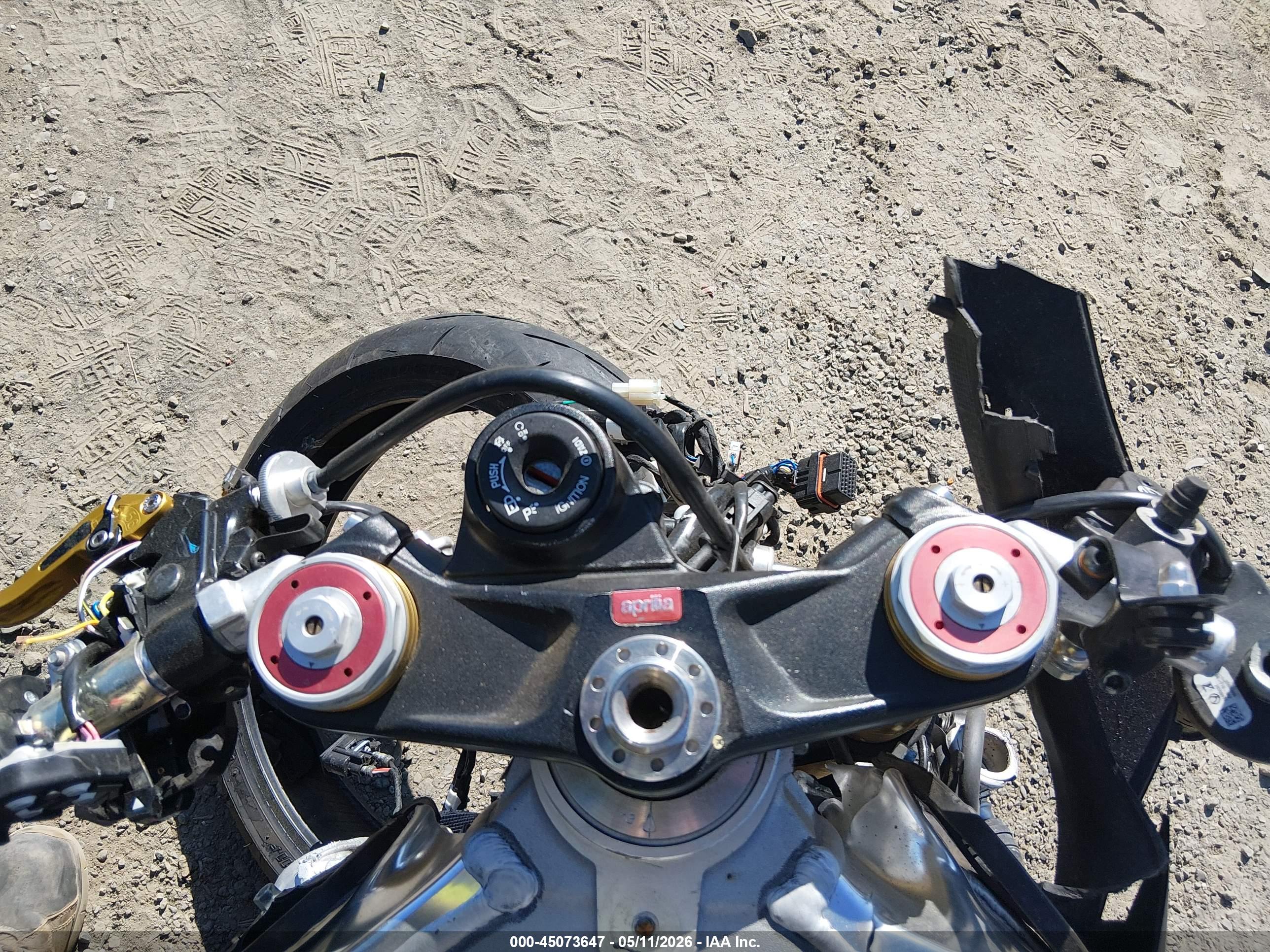 APRILIA RSV4 image 7