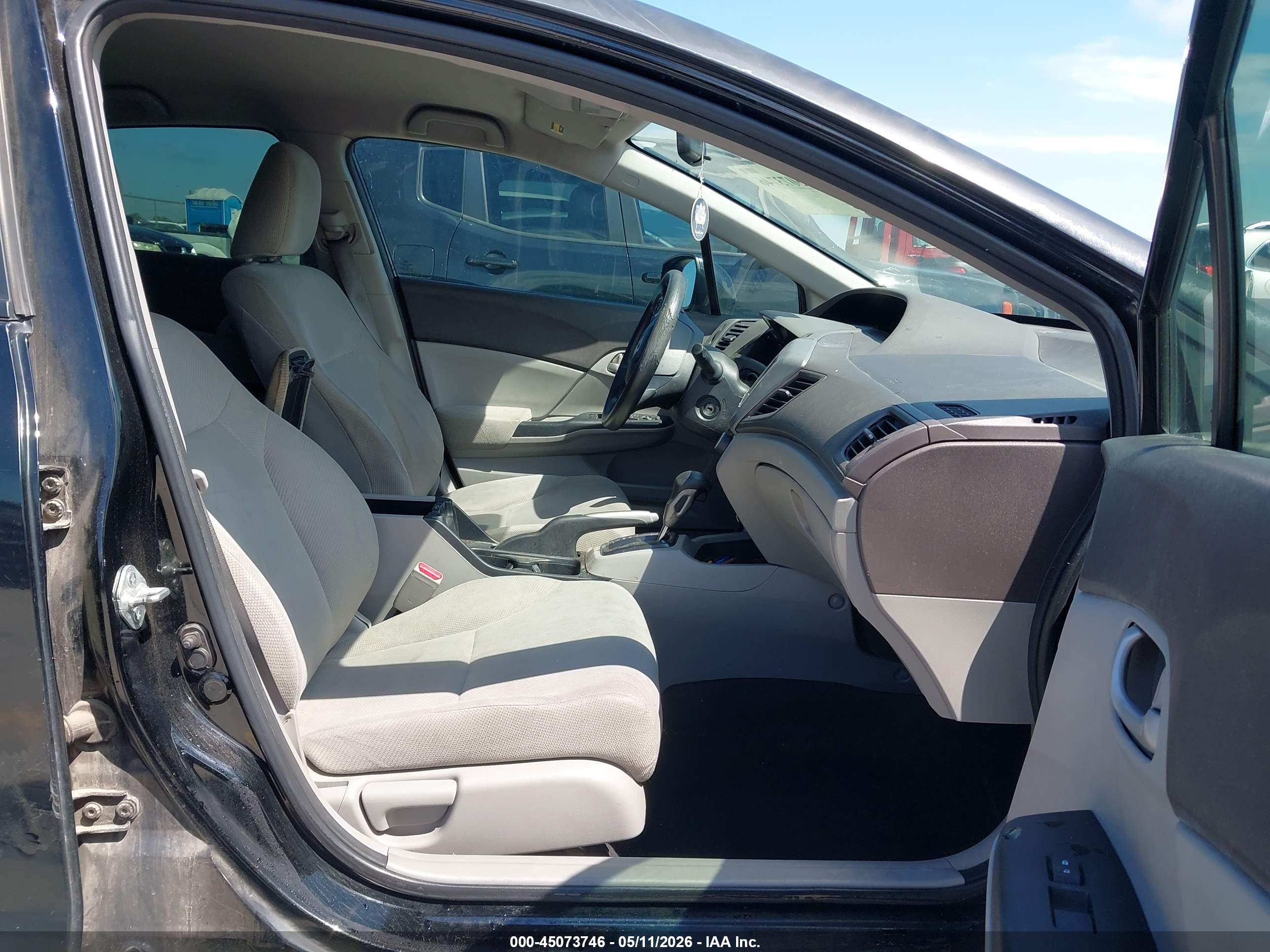 HONDA CIVIC image 5
