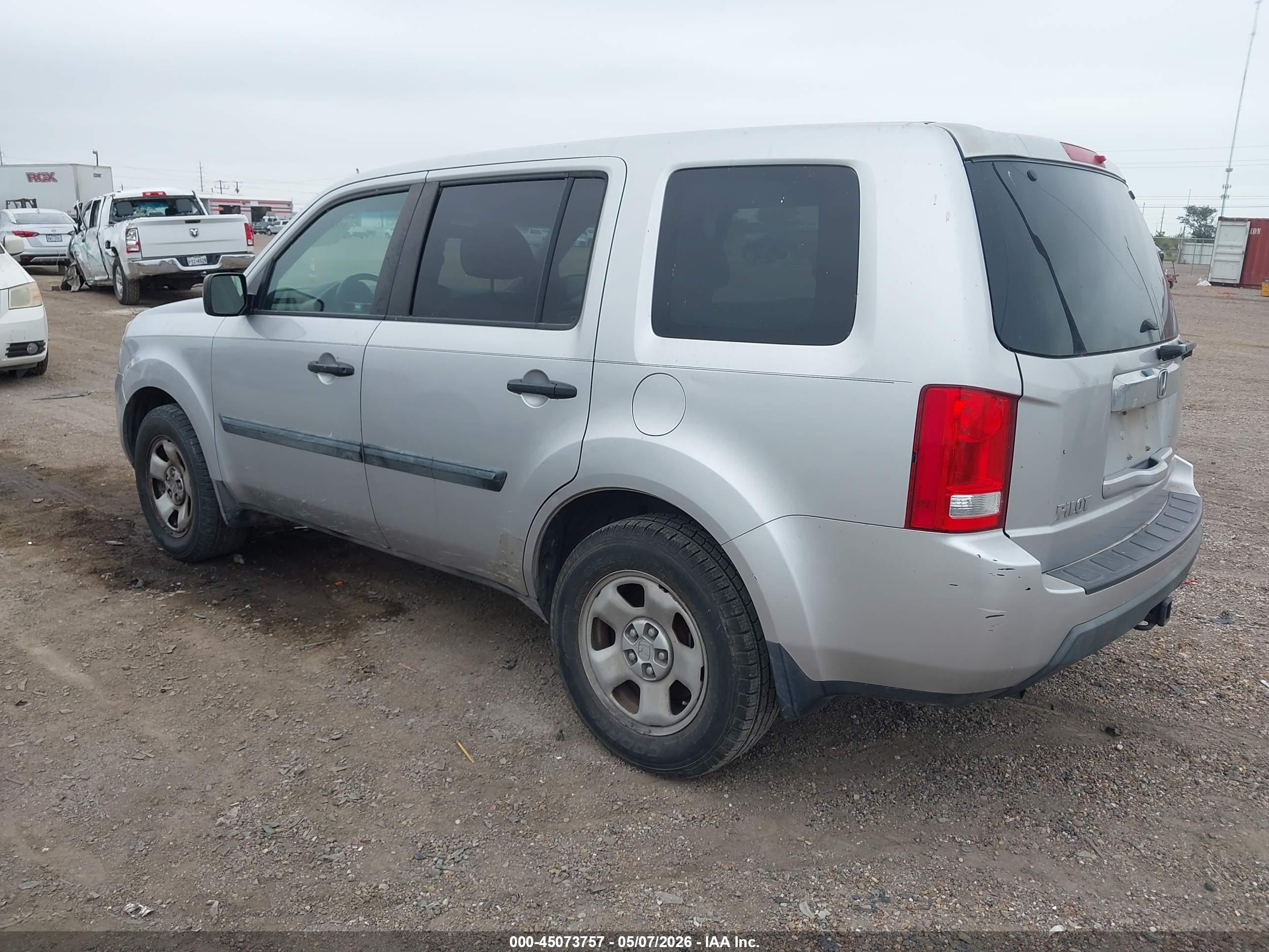 HONDA PILOT image 3