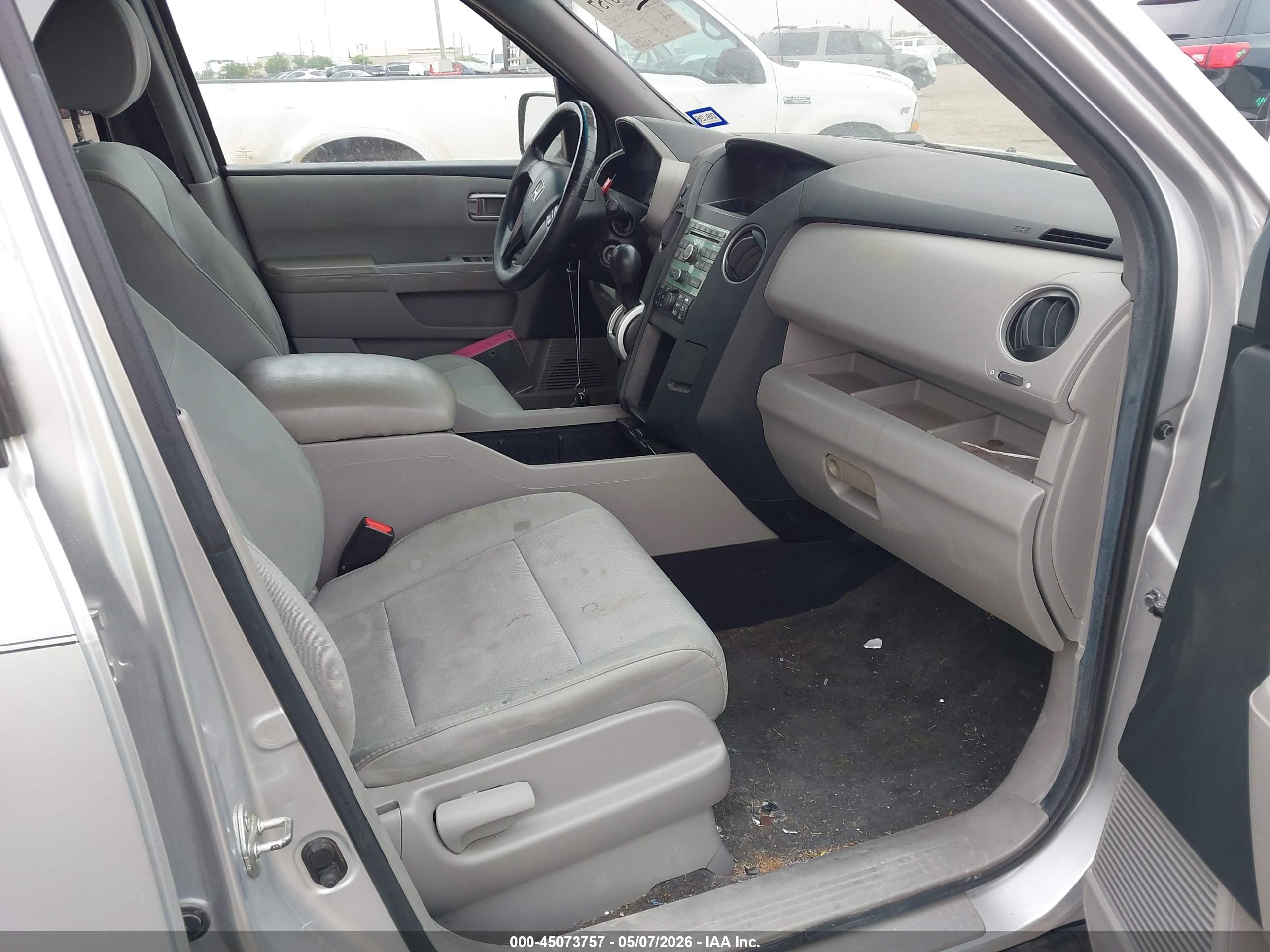 HONDA PILOT image 5