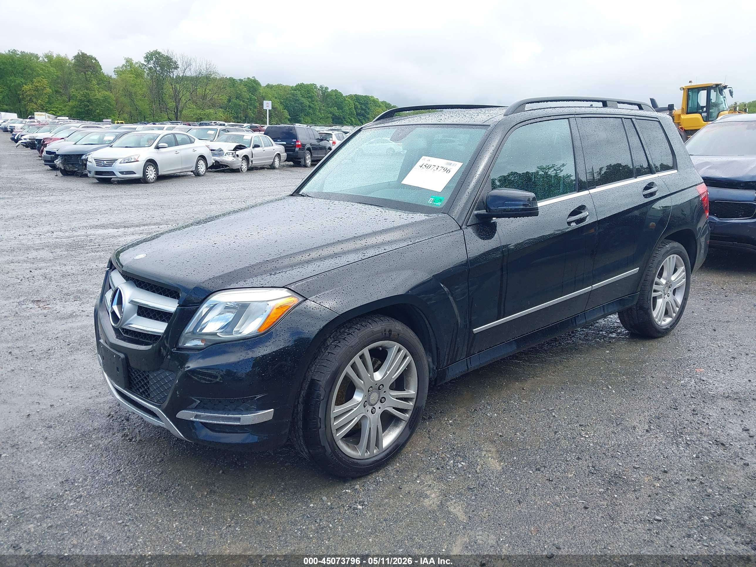MERCEDES-BENZ GLK image 2