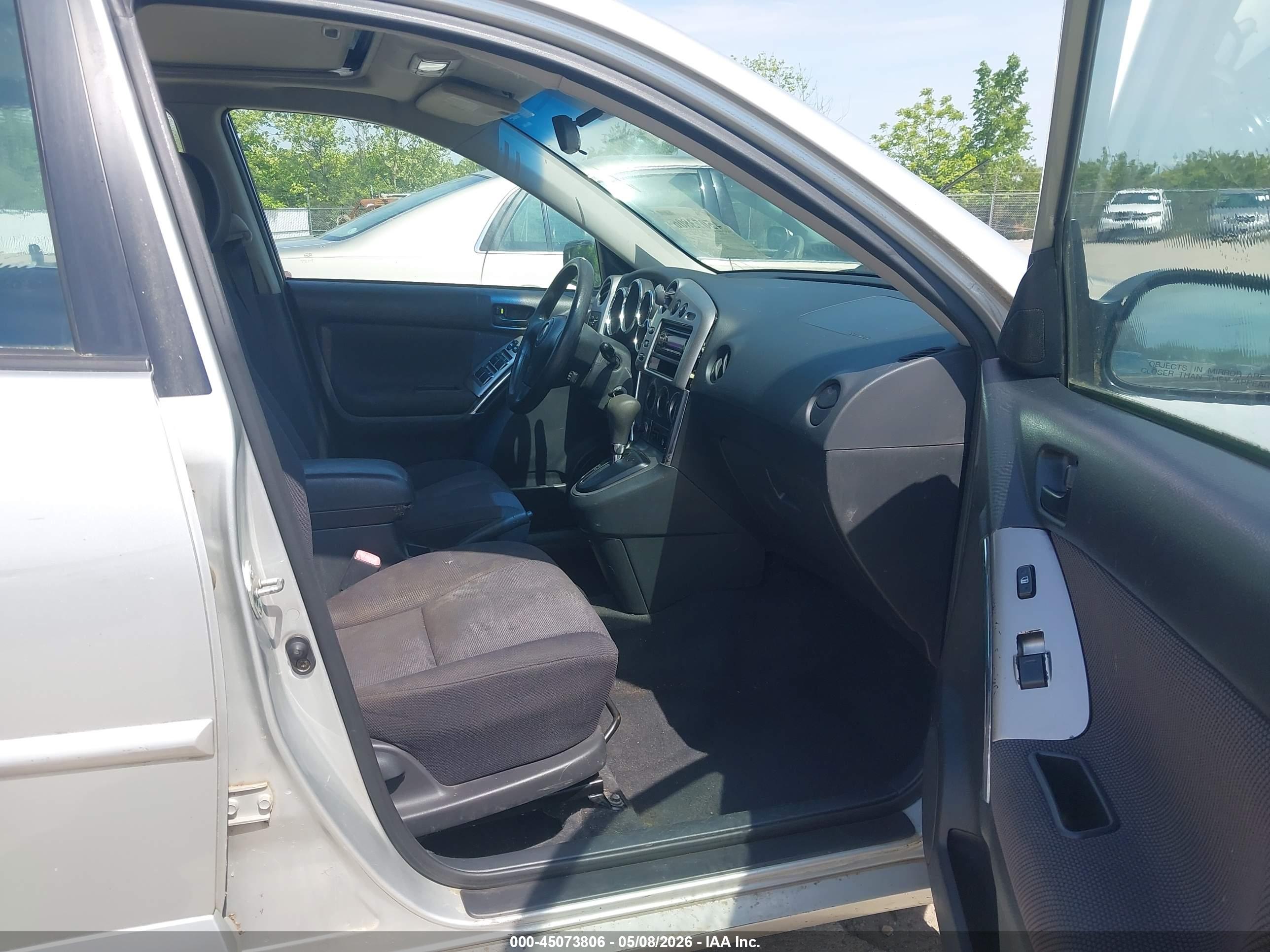 PONTIAC VIBE image 5