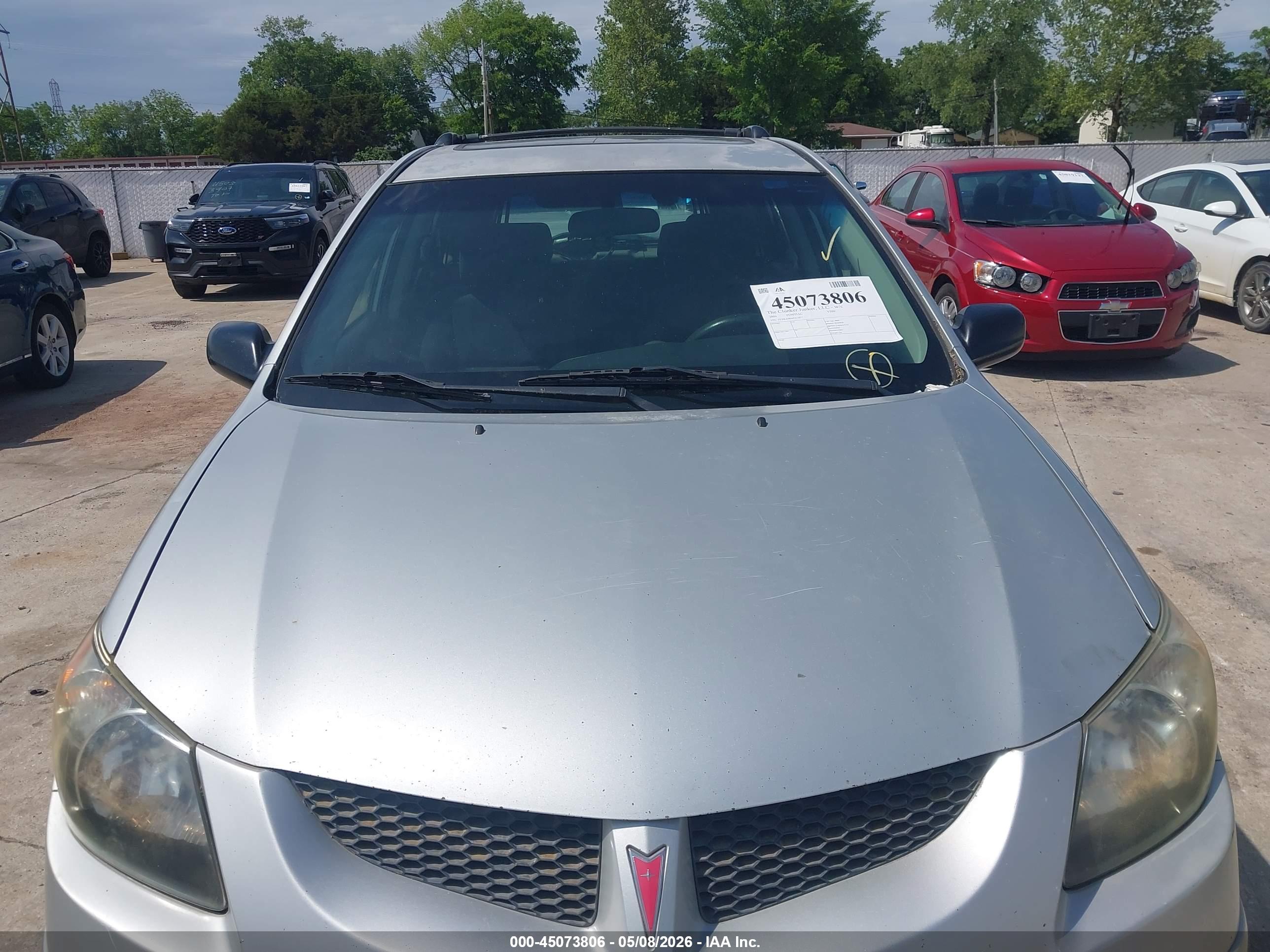 PONTIAC VIBE image 6