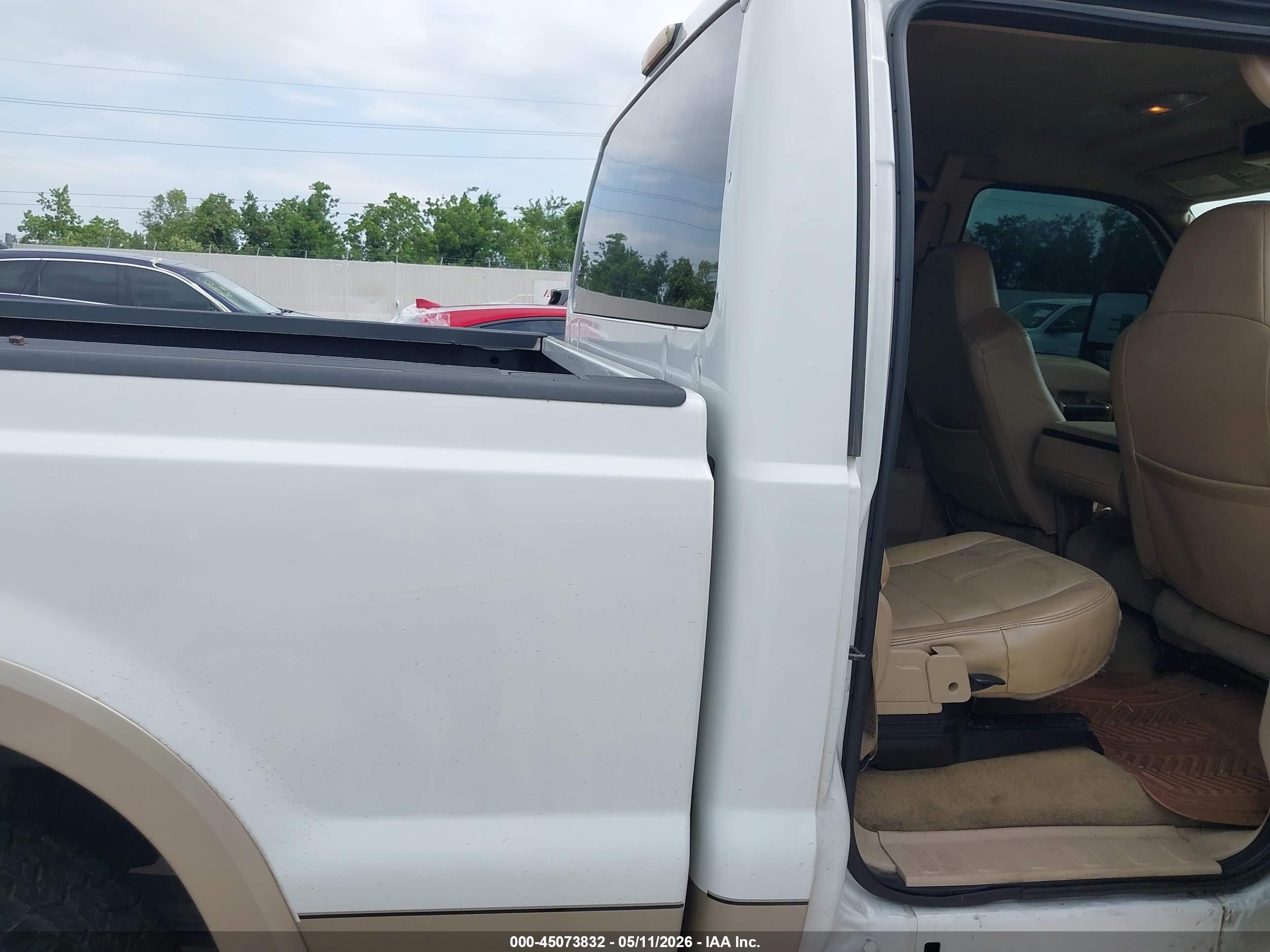 FORD F-250 image 8