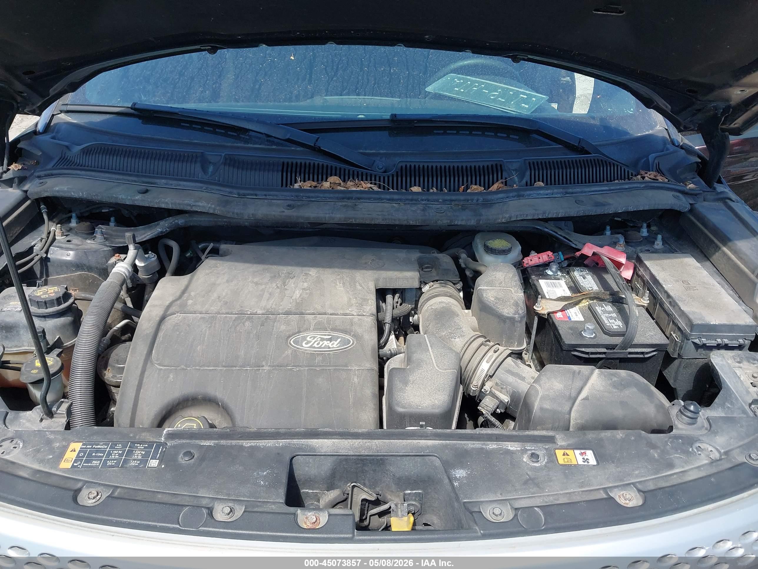 FORD EXPLORER image 10