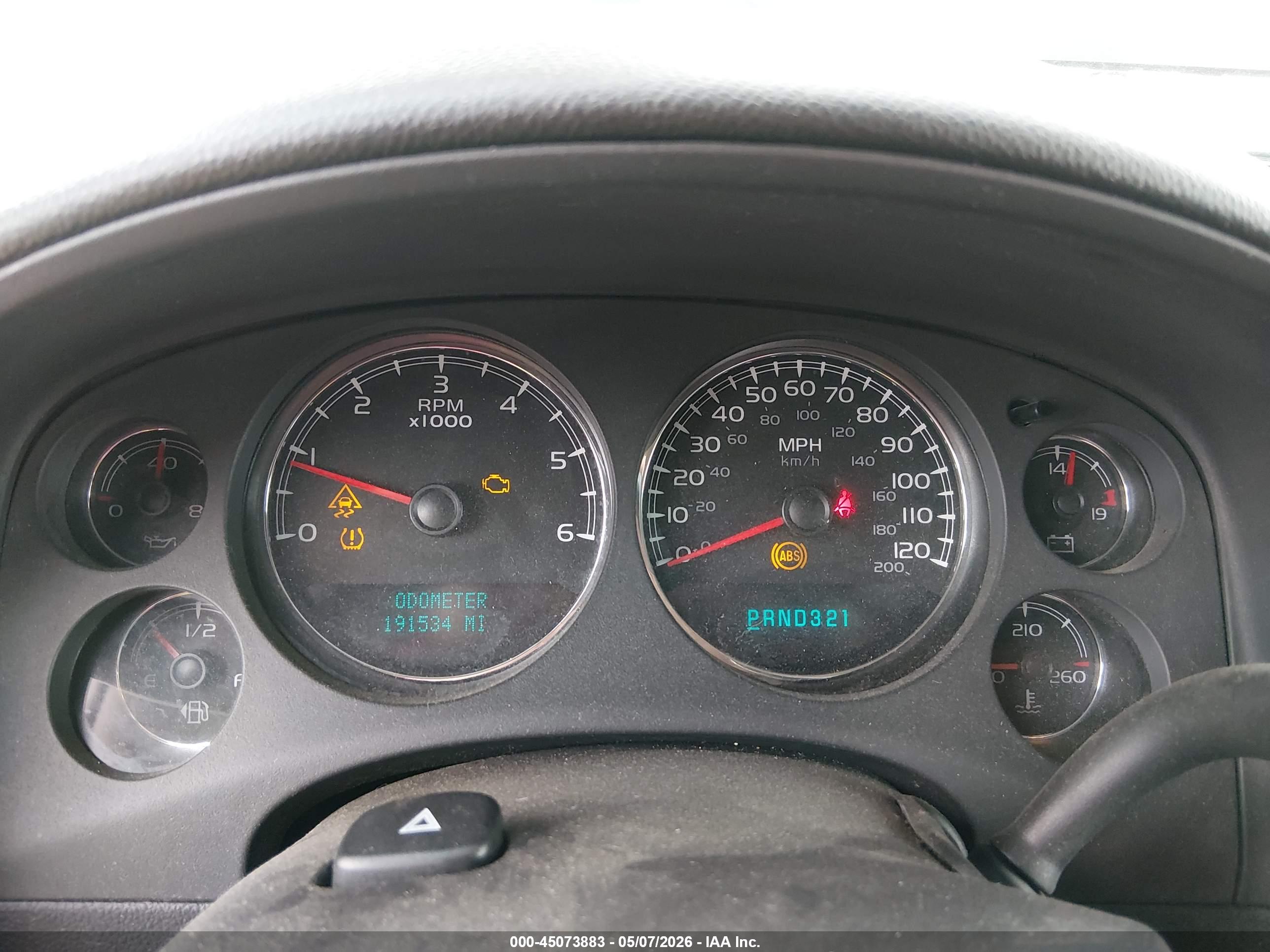 CHEVROLET SILVERADO image 7