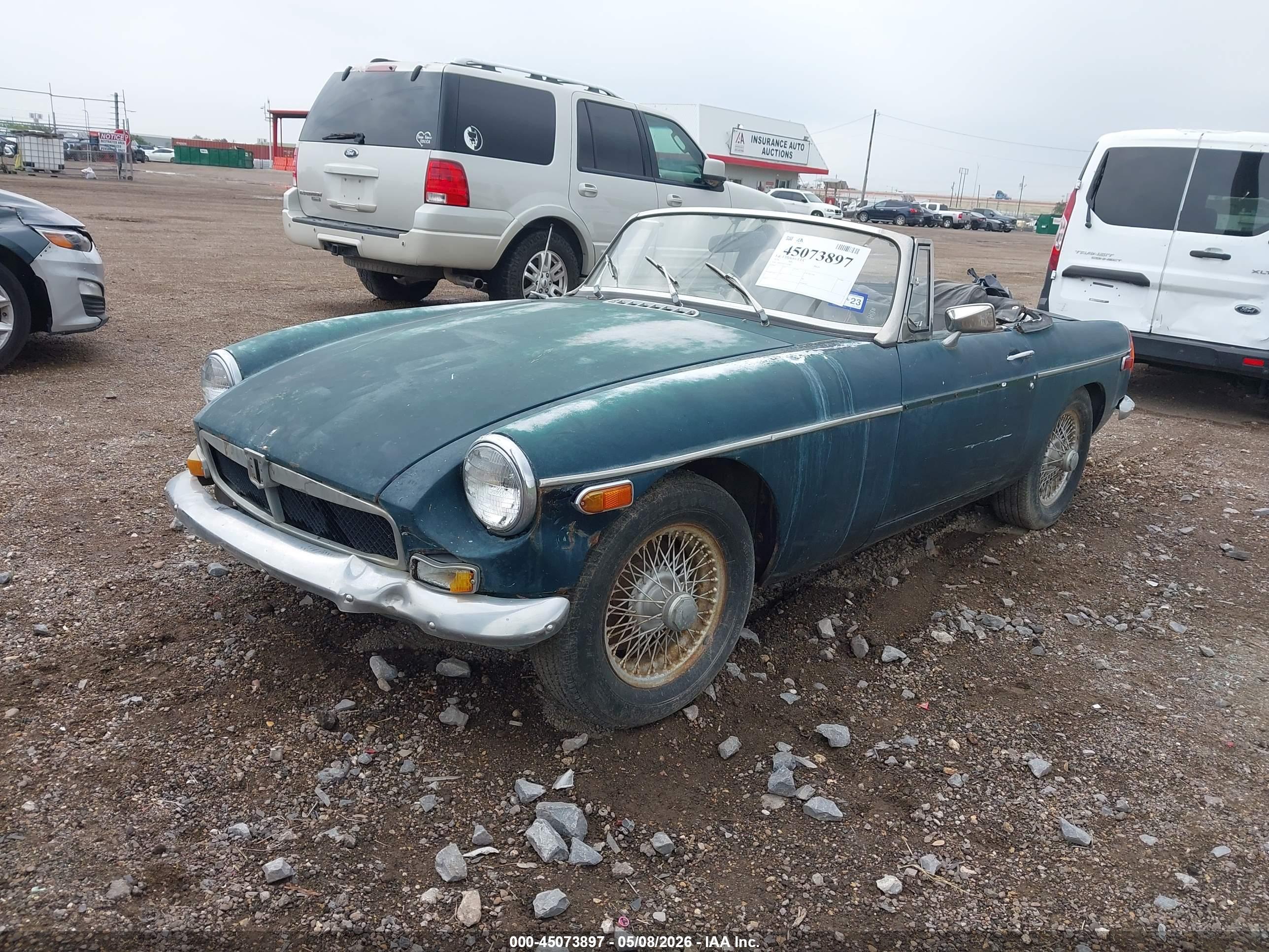 MG MGB image 2