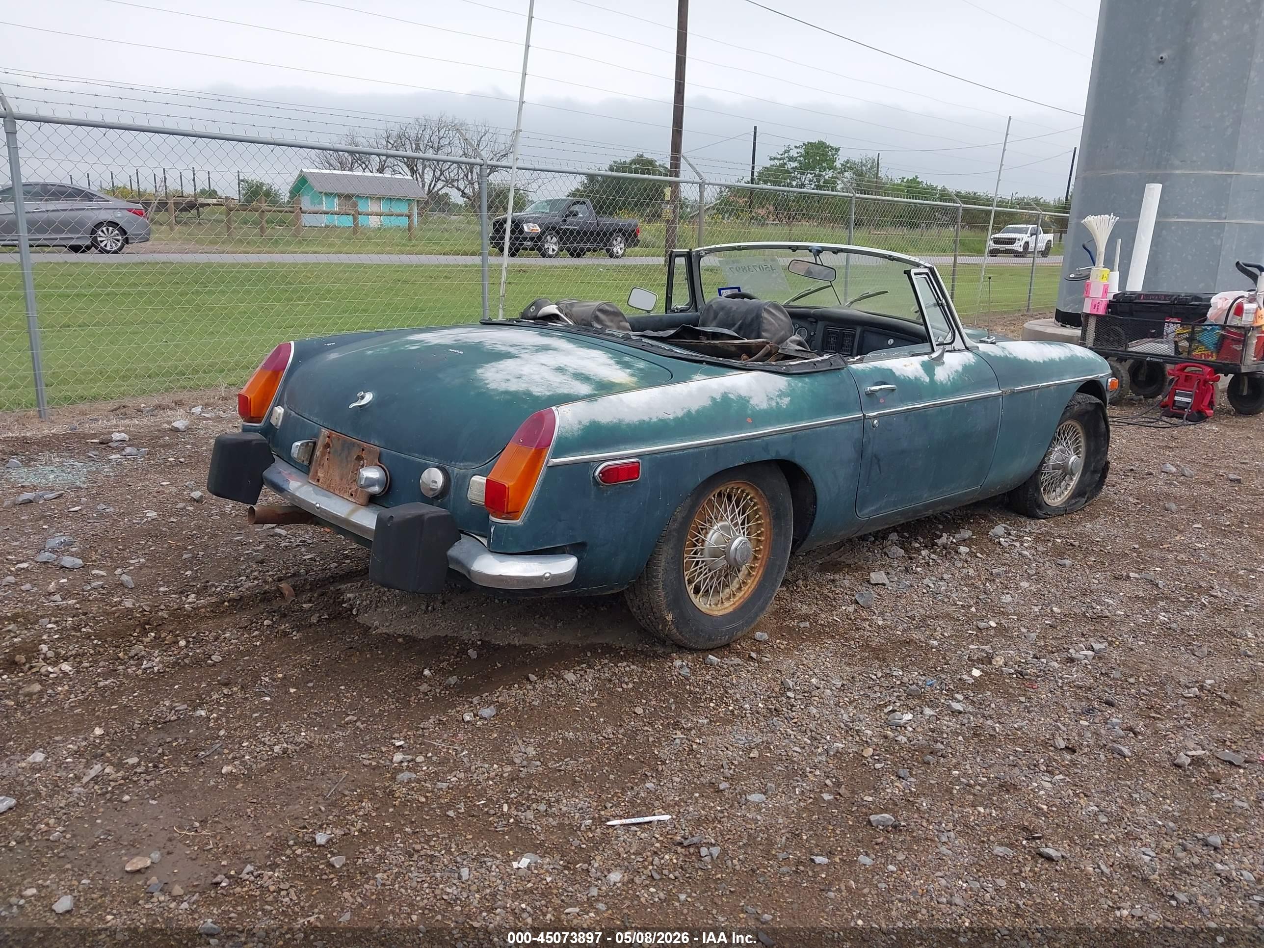 MG MGB image 4