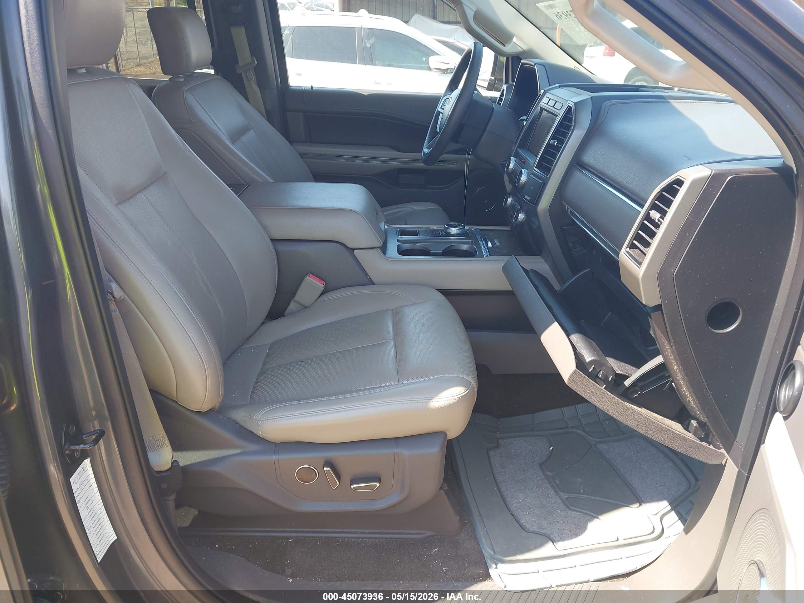 FORD EXPEDITION image 5