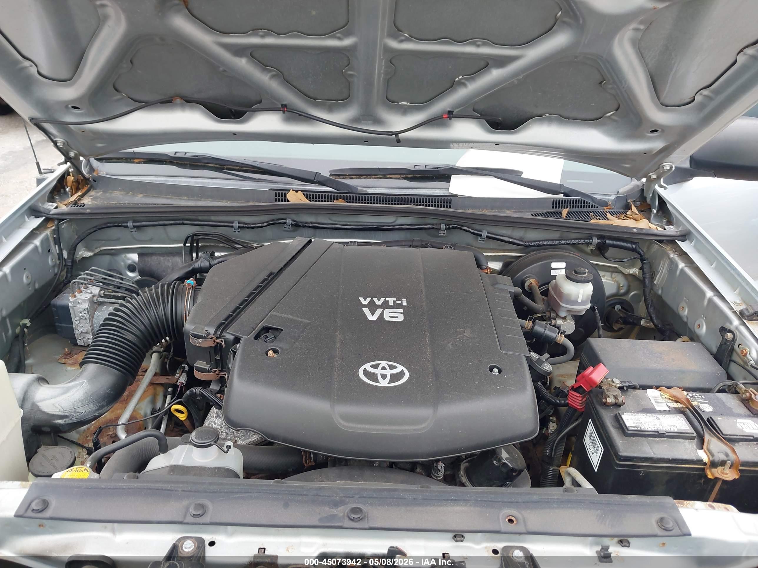 TOYOTA TACOMA image 10