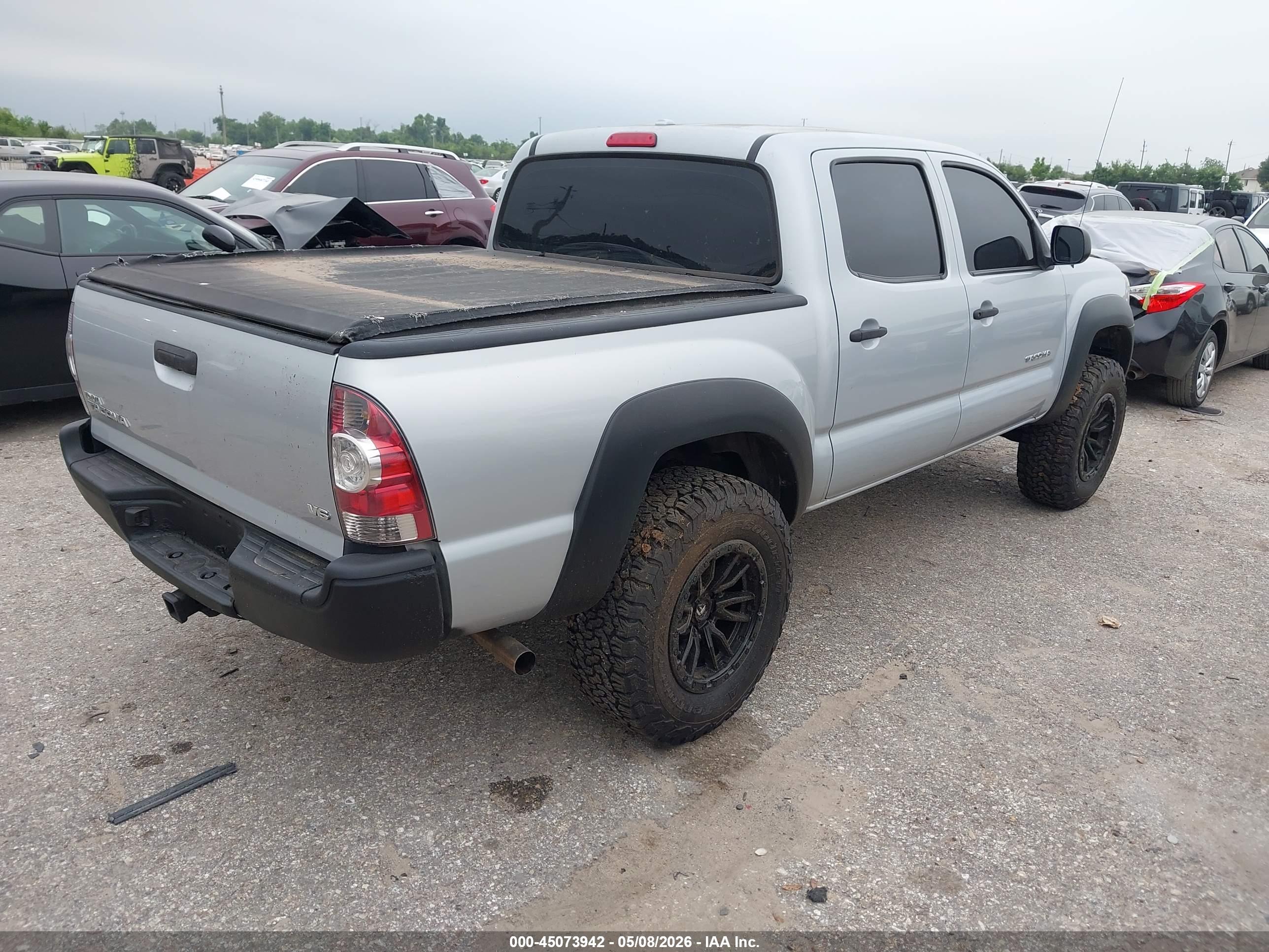TOYOTA TACOMA image 4