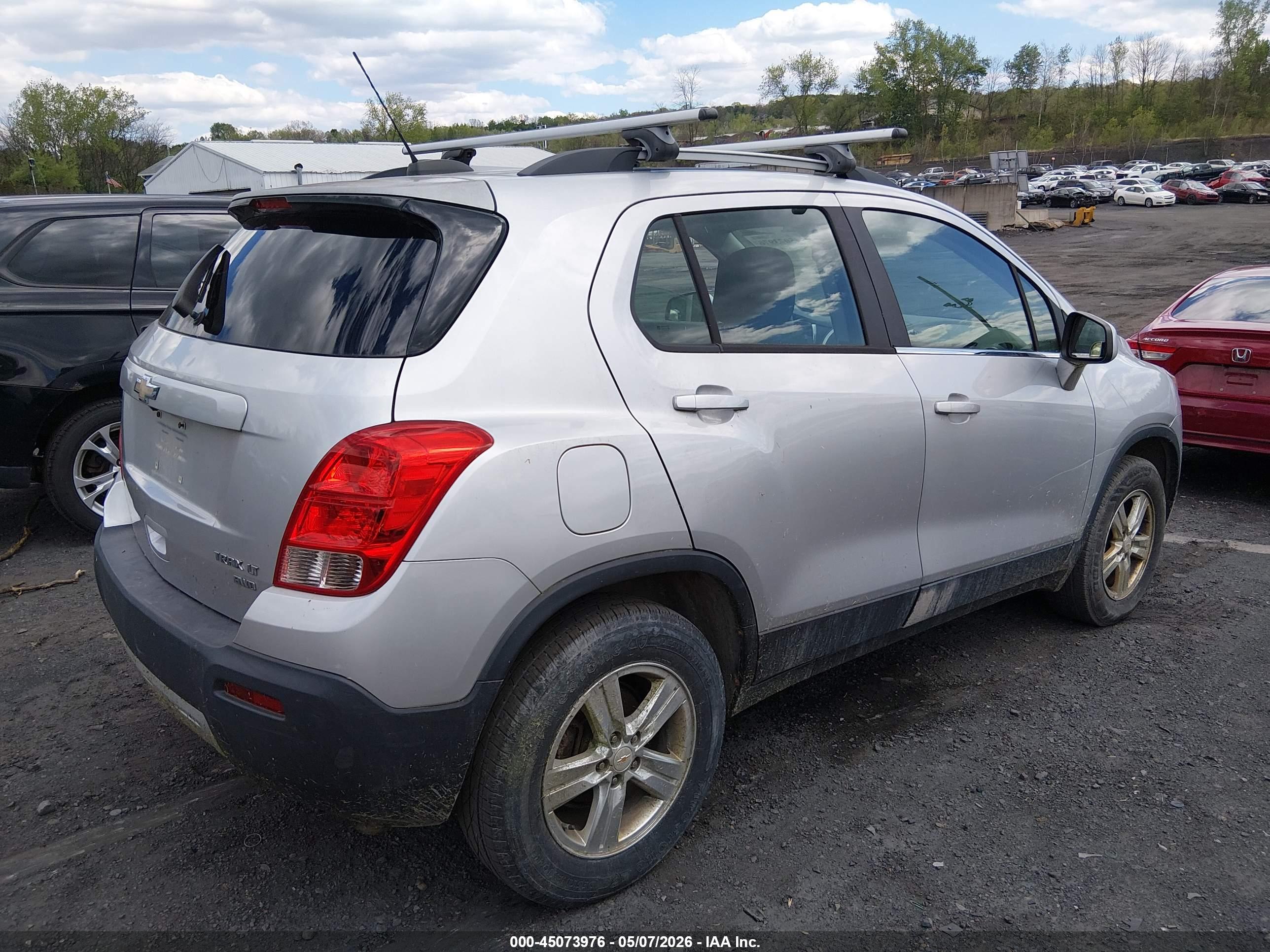 CHEVROLET TRAX image 4