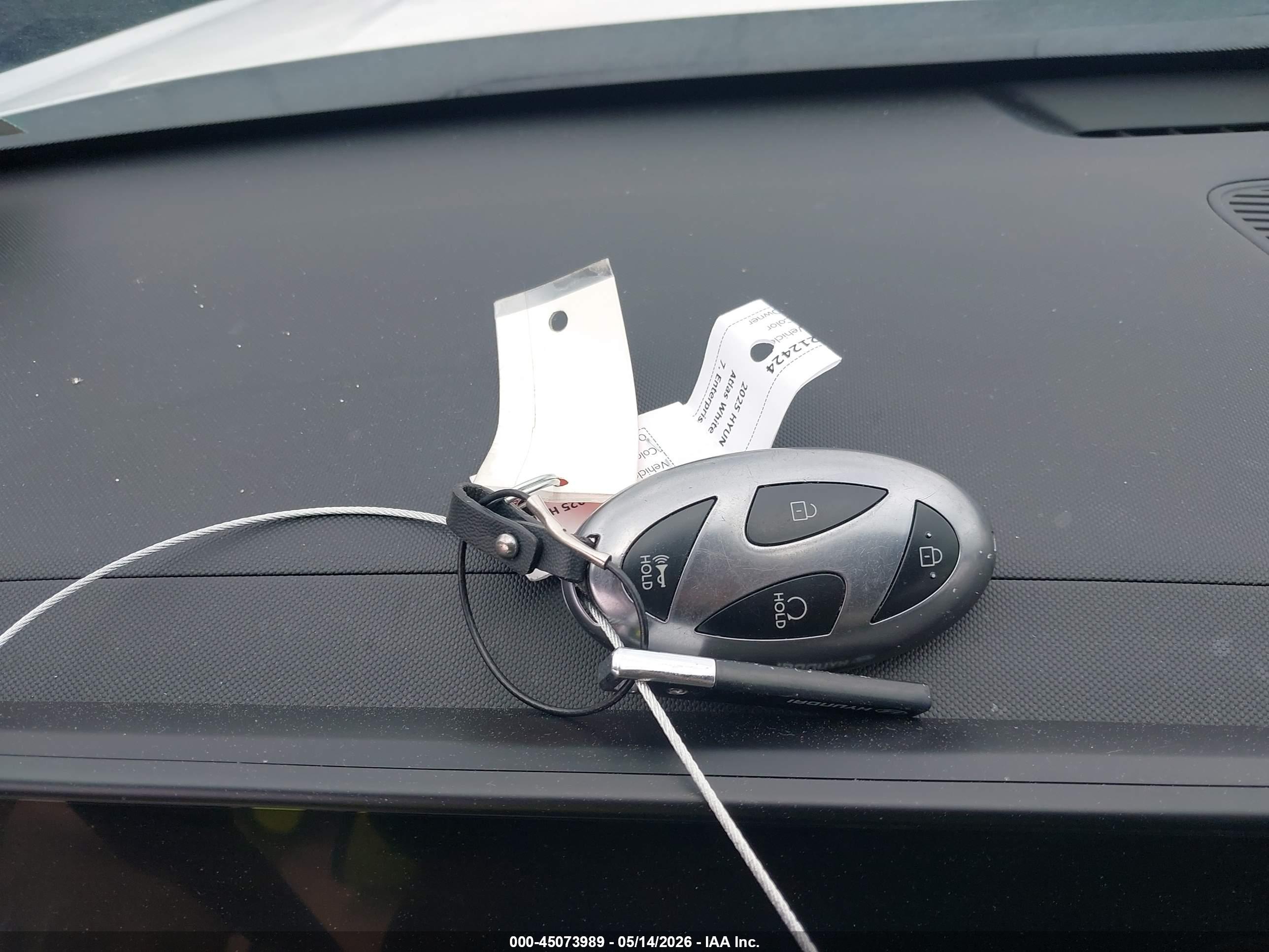 HYUNDAI KONA image 11