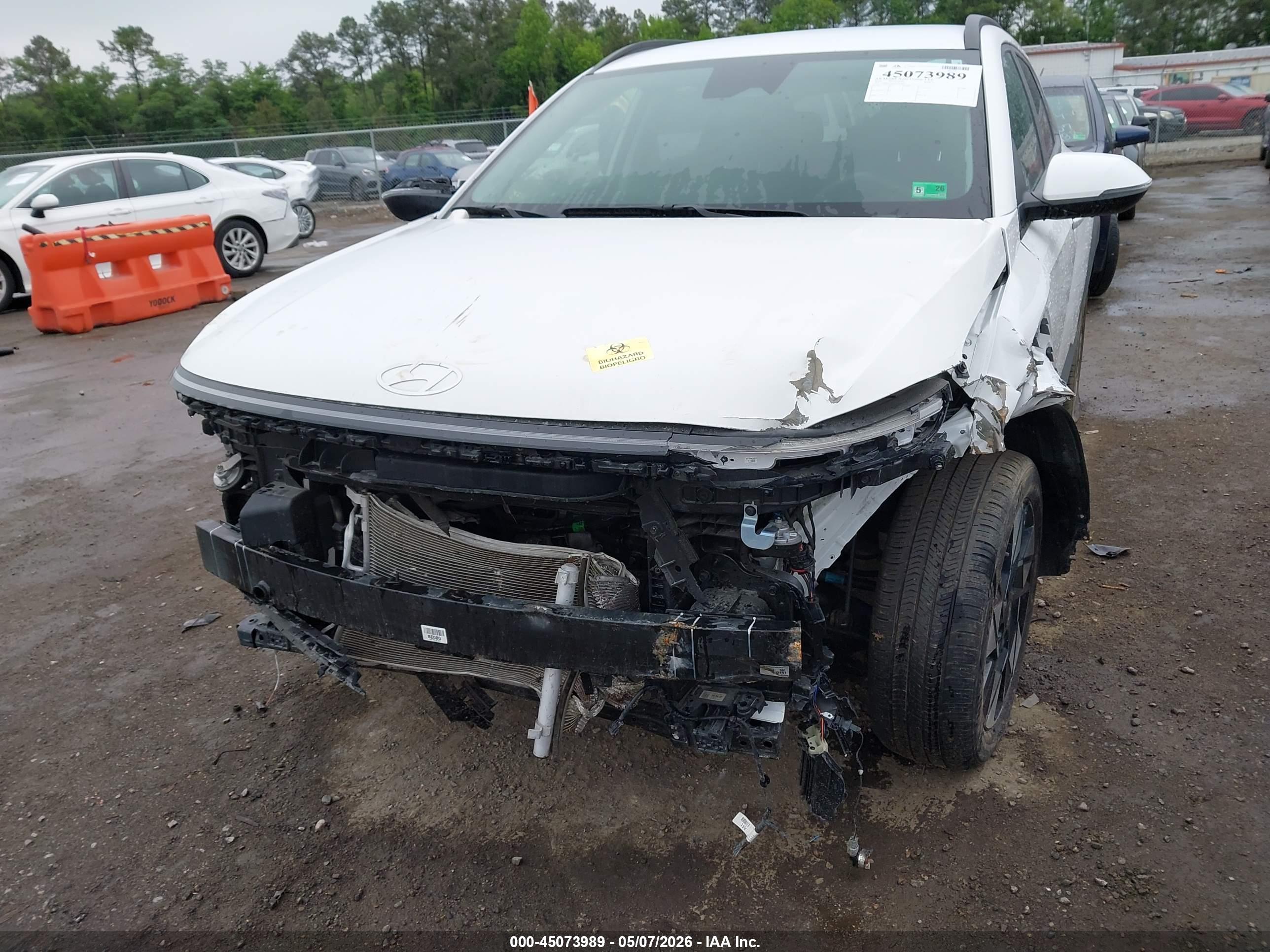 HYUNDAI KONA image 6