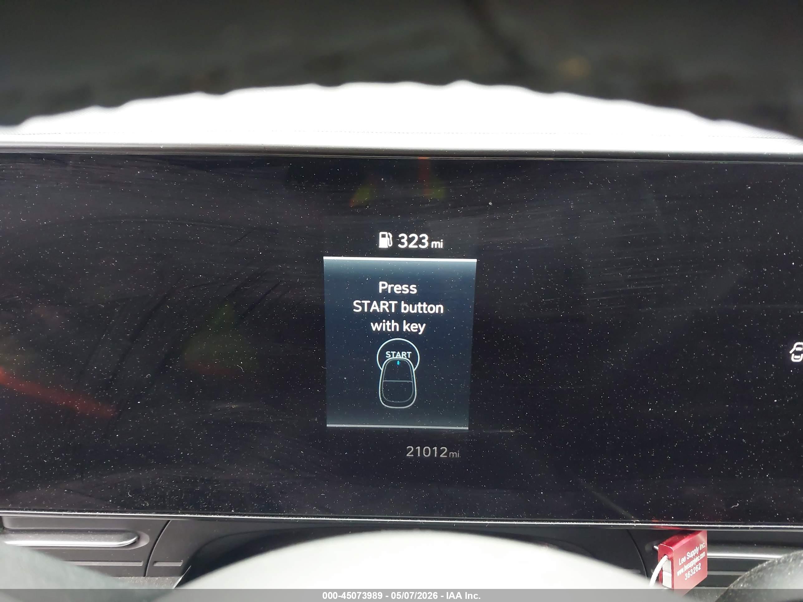 HYUNDAI KONA image 7
