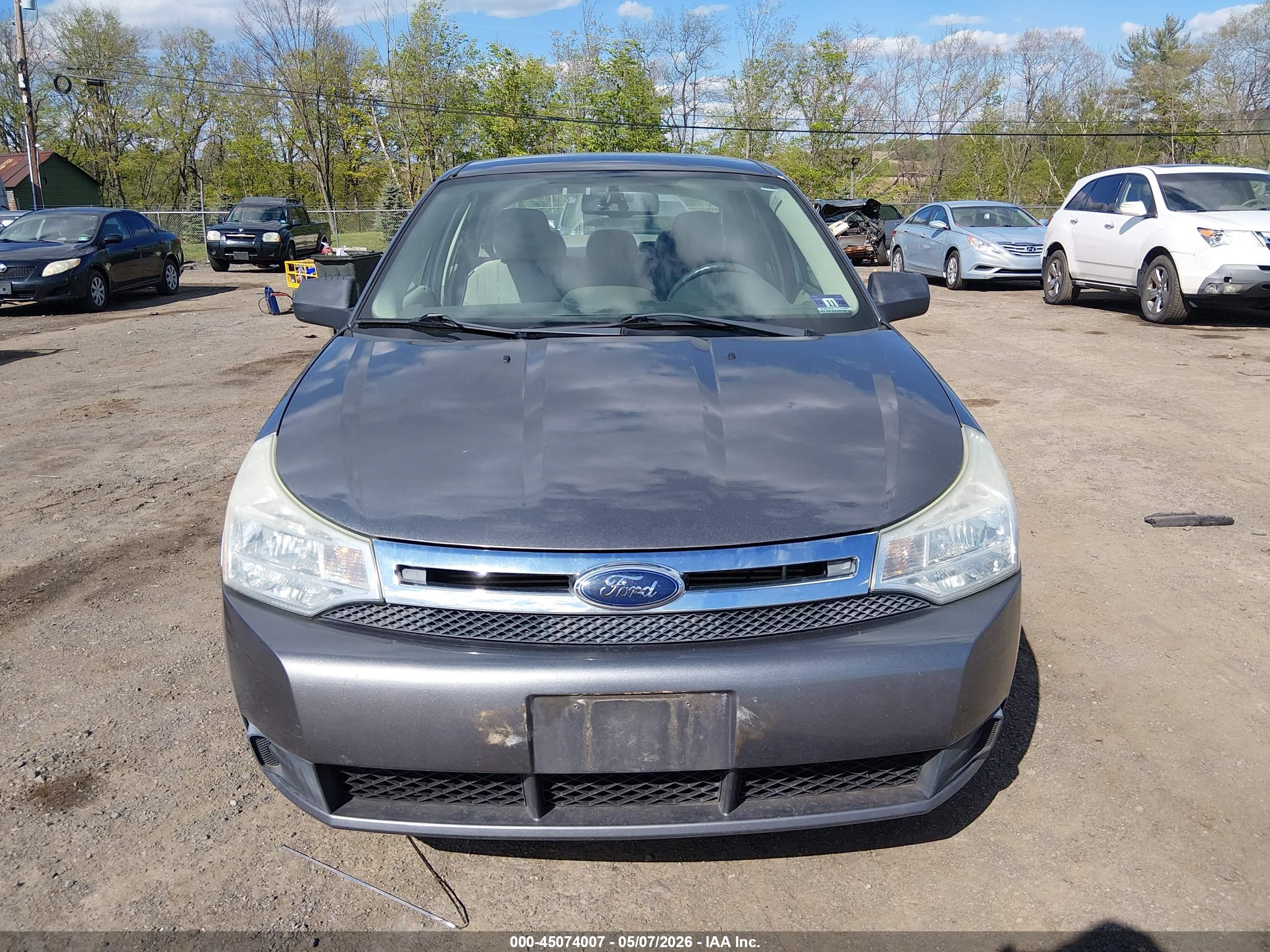 FORD FOCUS image 6