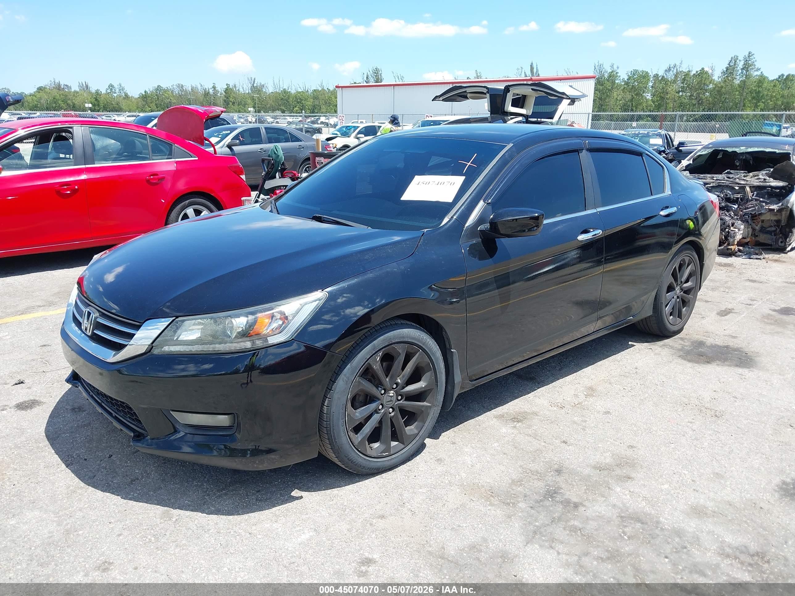HONDA ACCORD image 2