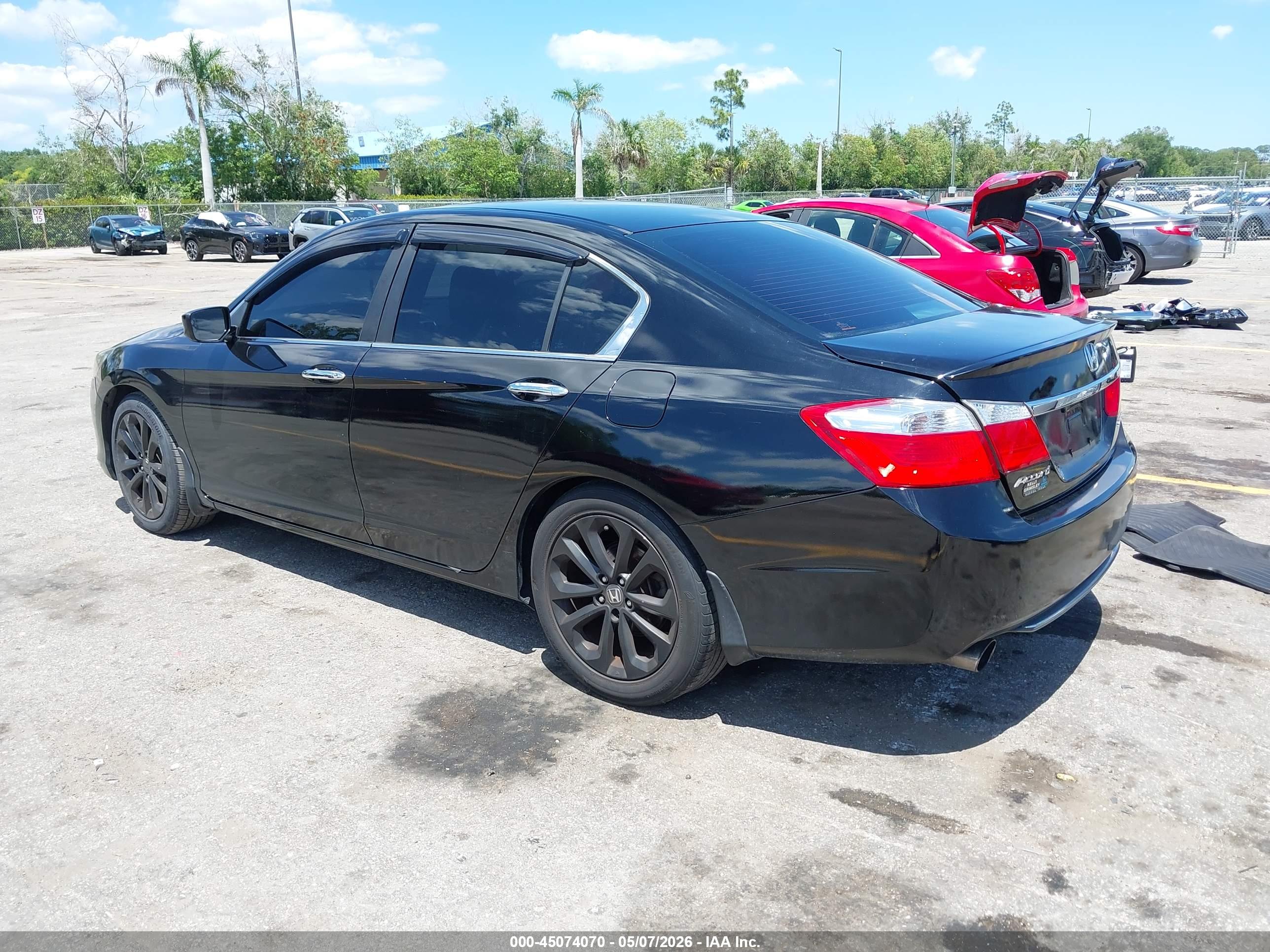 HONDA ACCORD image 3