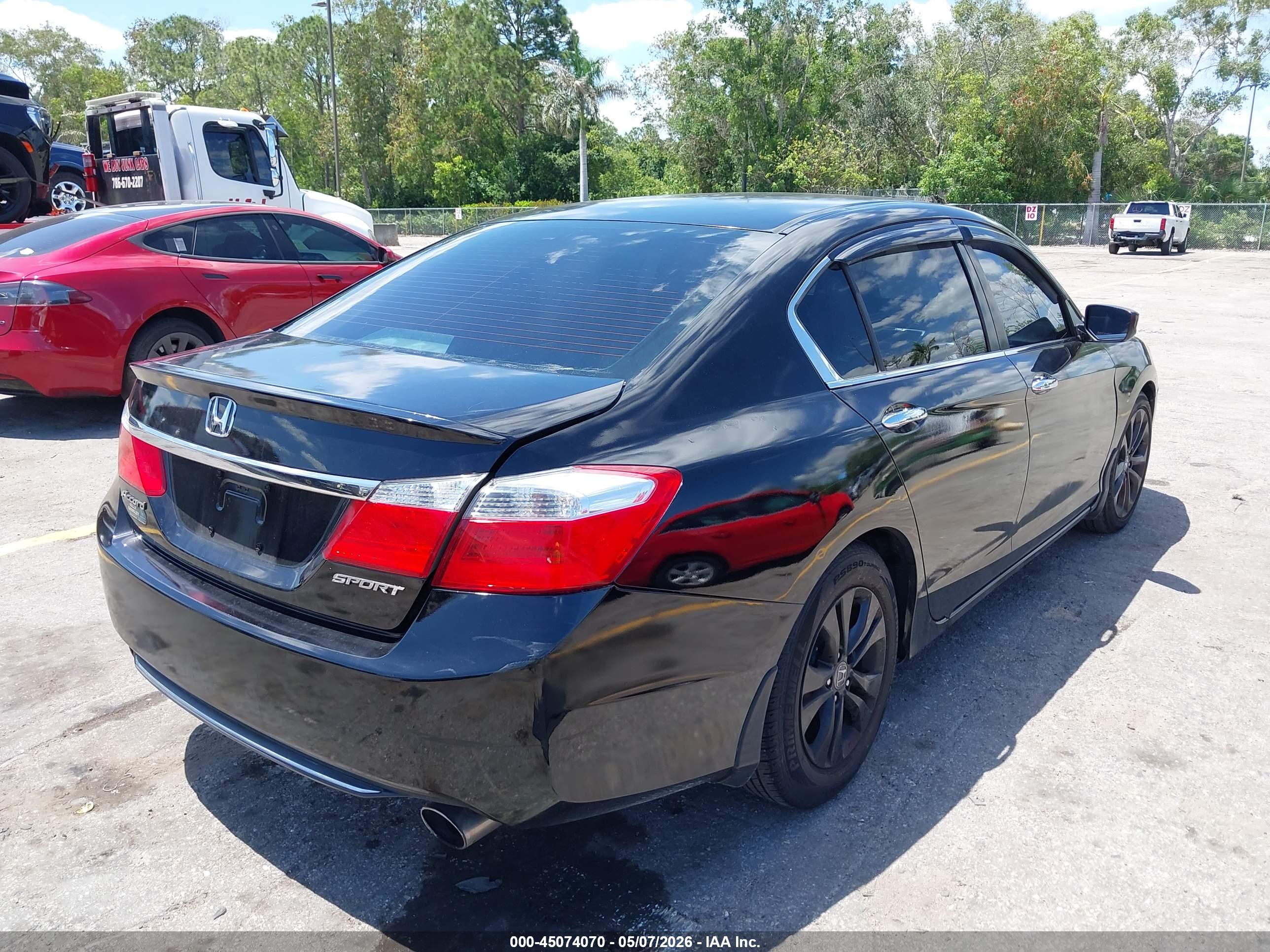 HONDA ACCORD image 6