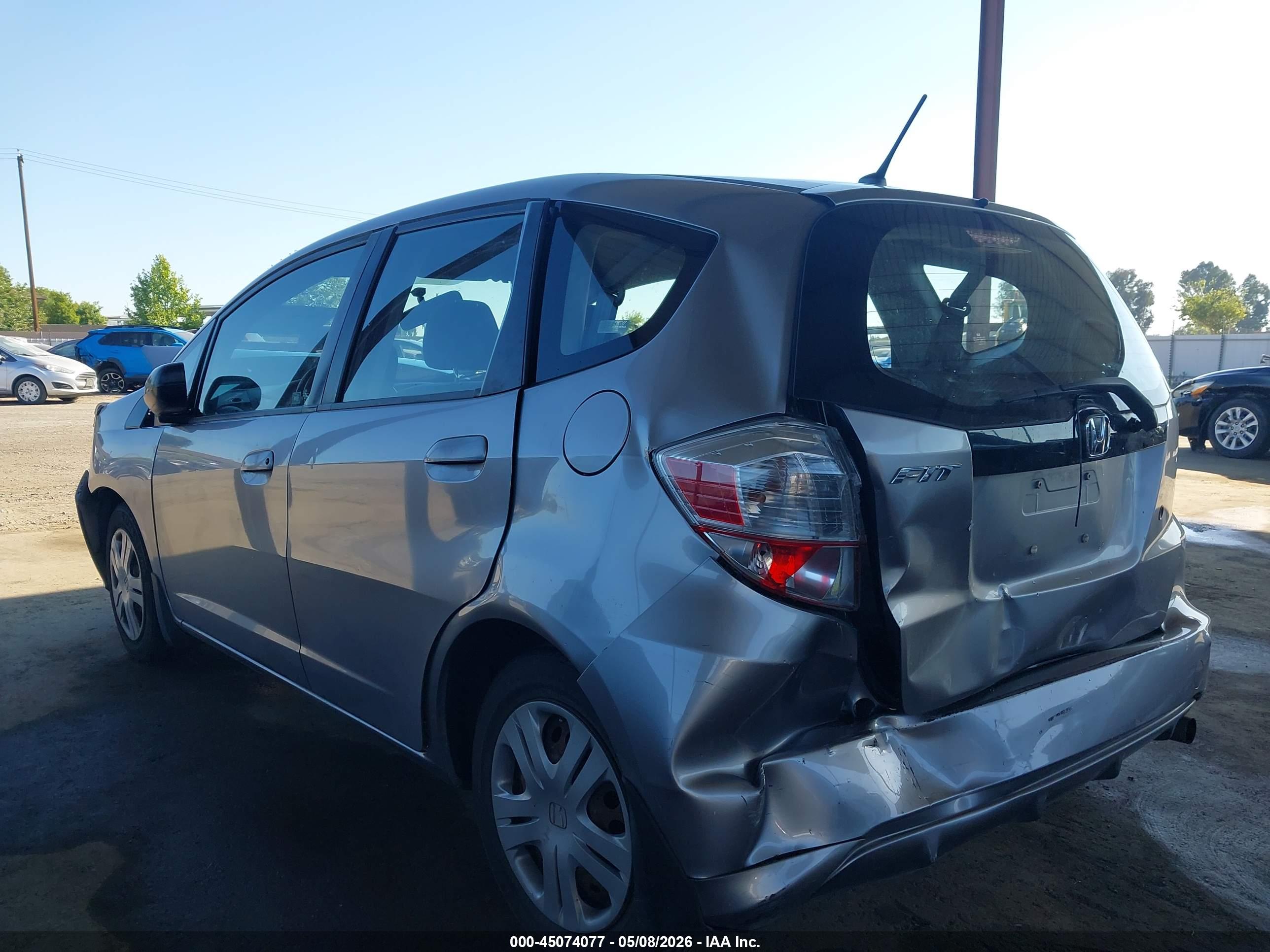 HONDA FIT image 3