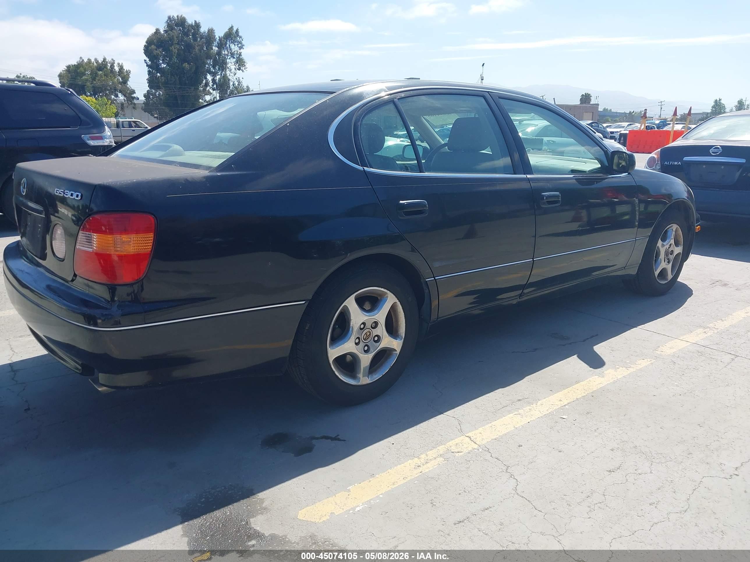 LEXUS GS image 4