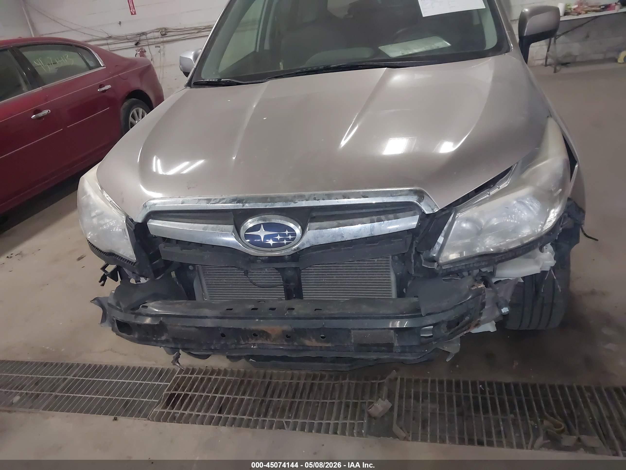 SUBARU FORESTER image 6