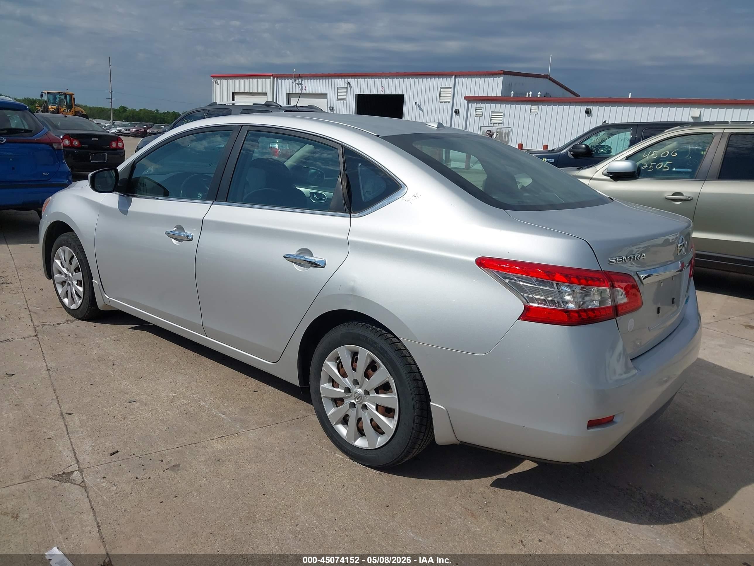 NISSAN SENTRA image 3