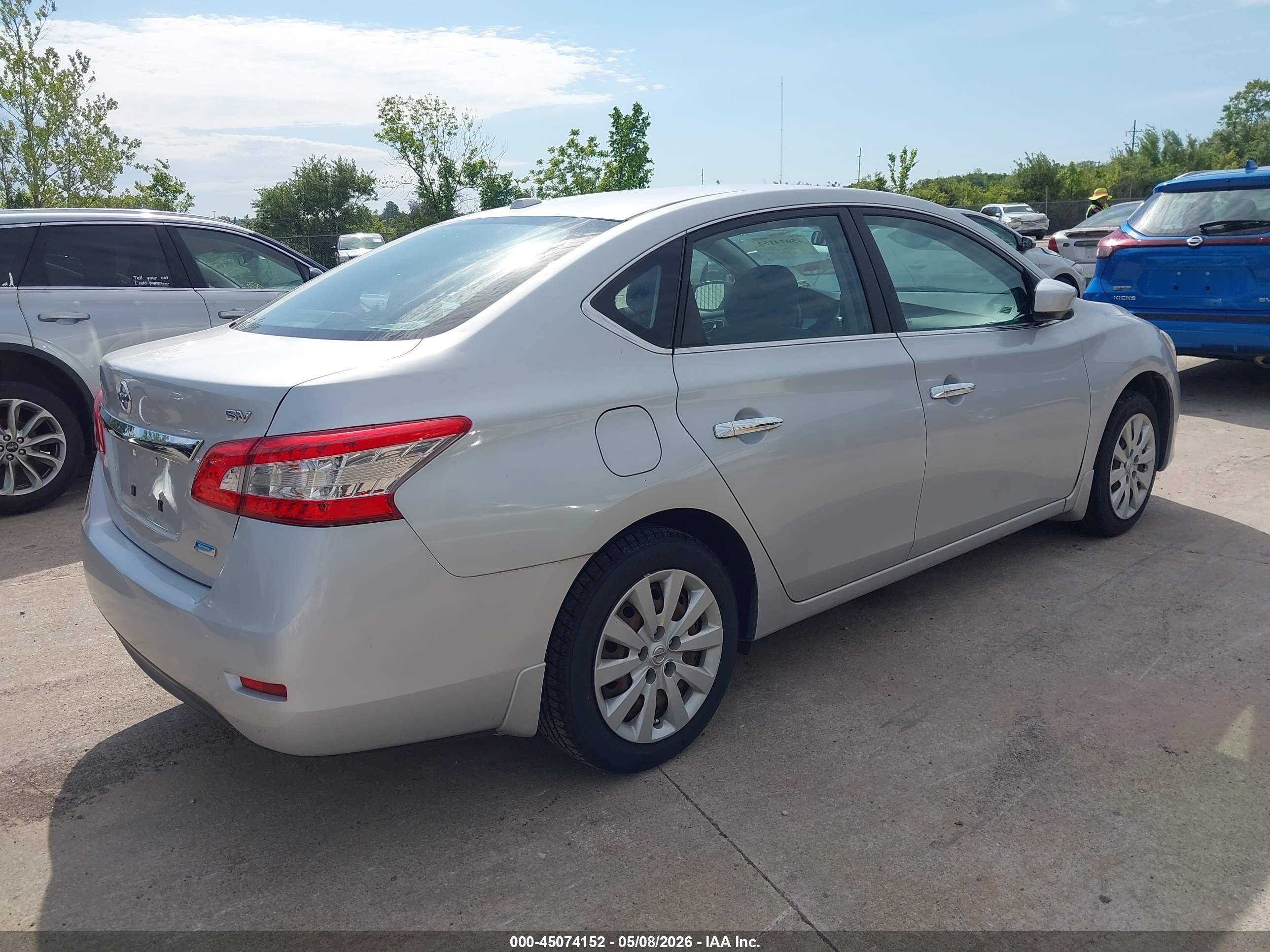 NISSAN SENTRA image 4
